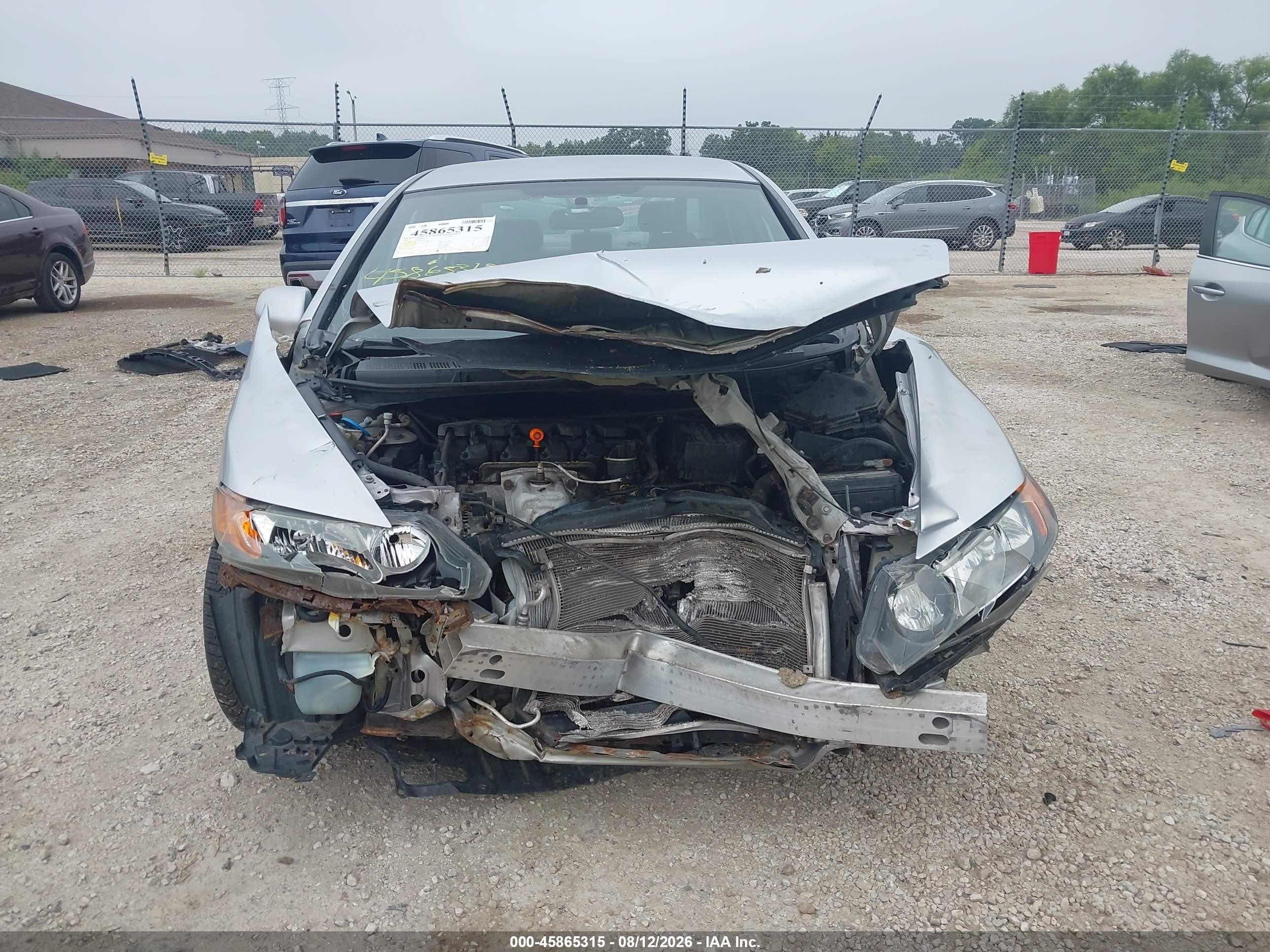 2008 Honda Civic Lx Silver vin: 1HGFA165X8L017707