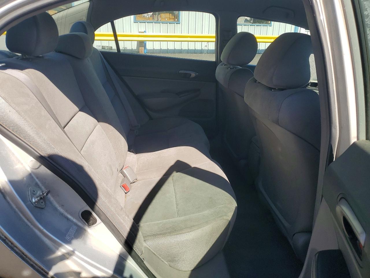 2008 Honda Civic Lx Silver vin: 1HGFA165X8L054384