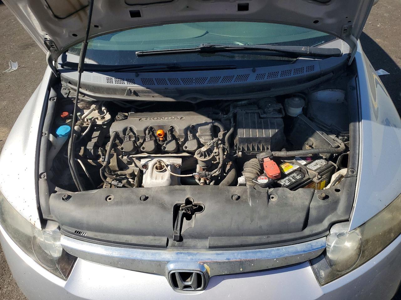 2008 Honda Civic Lx Silver vin: 1HGFA165X8L054384