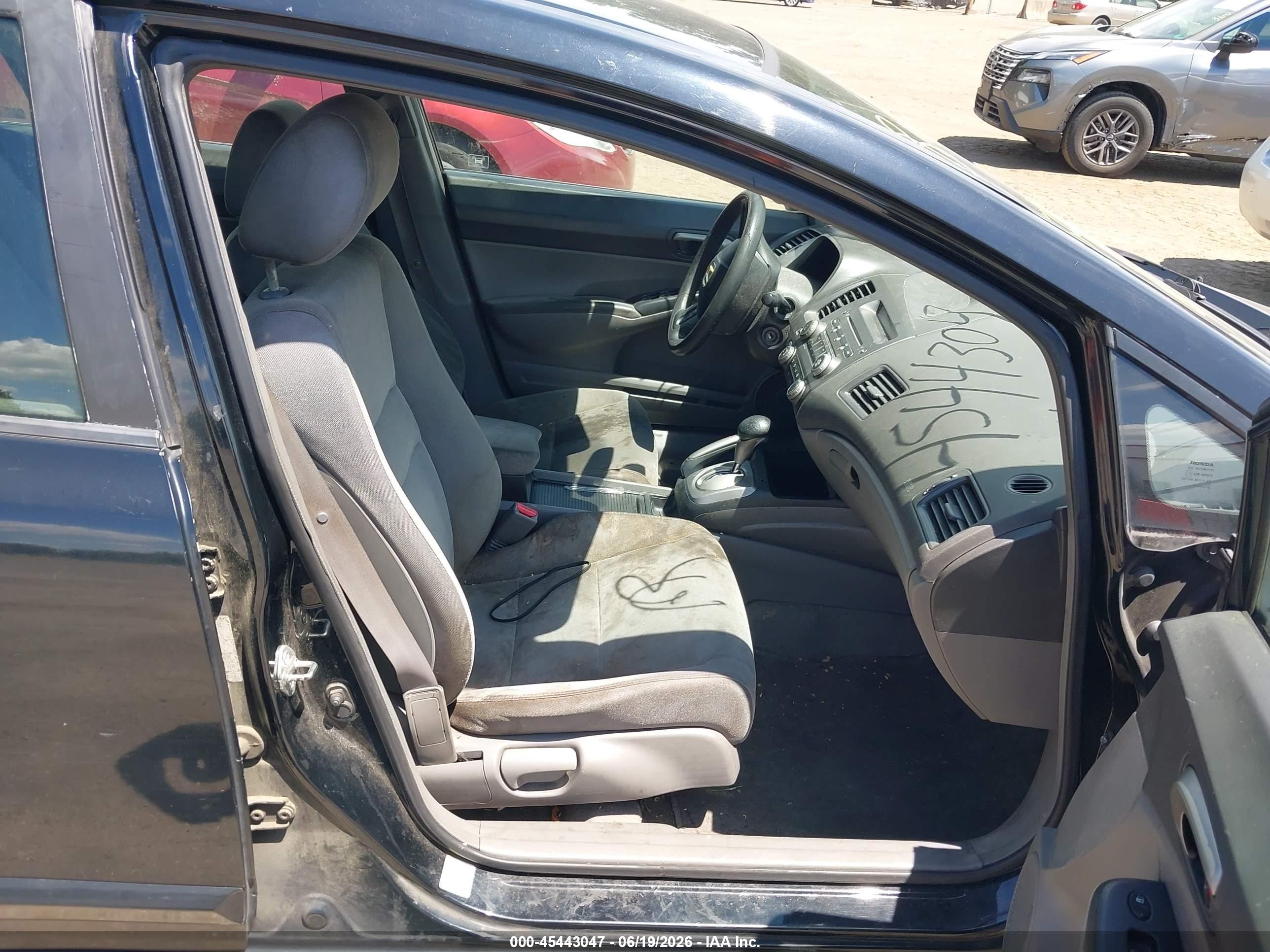 2008 Honda Civic Lx Blue vin: 1HGFA165X8L061660