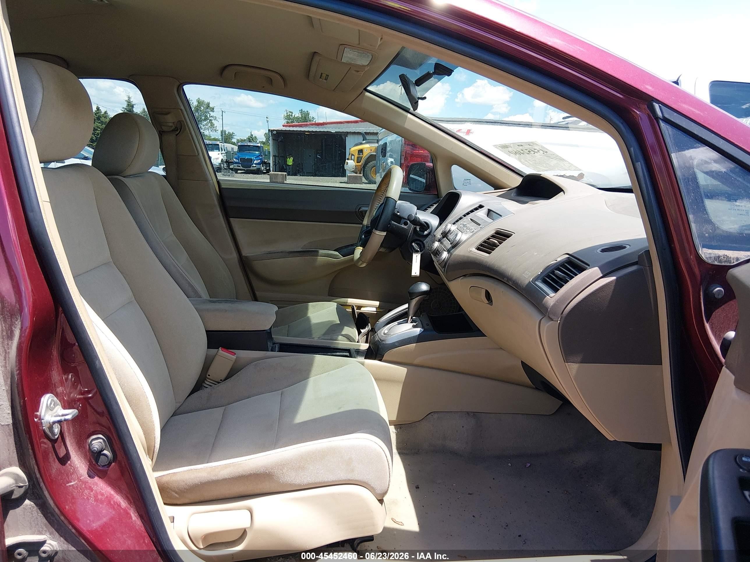 2008 Honda Civic Lx Burgundy vin: 1HGFA165X8L108587