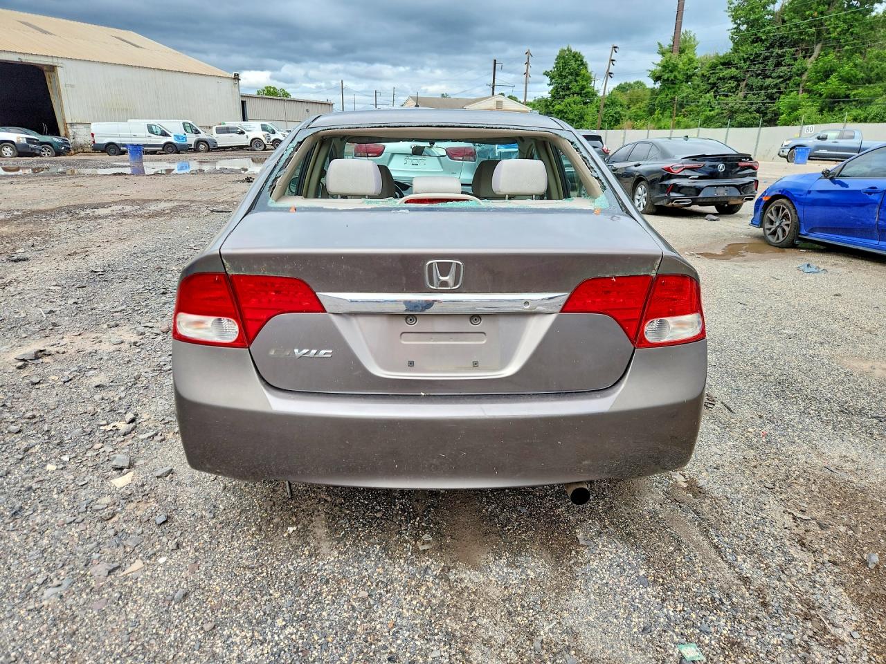 2009 Honda Civic Lx Gray vin: 1HGFA165X9L015604