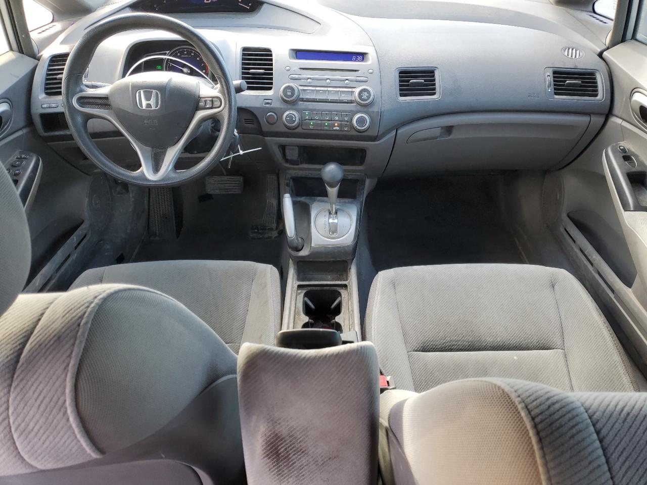 2009 Honda Civic Lx Silver vin: 1HGFA165X9L019846
