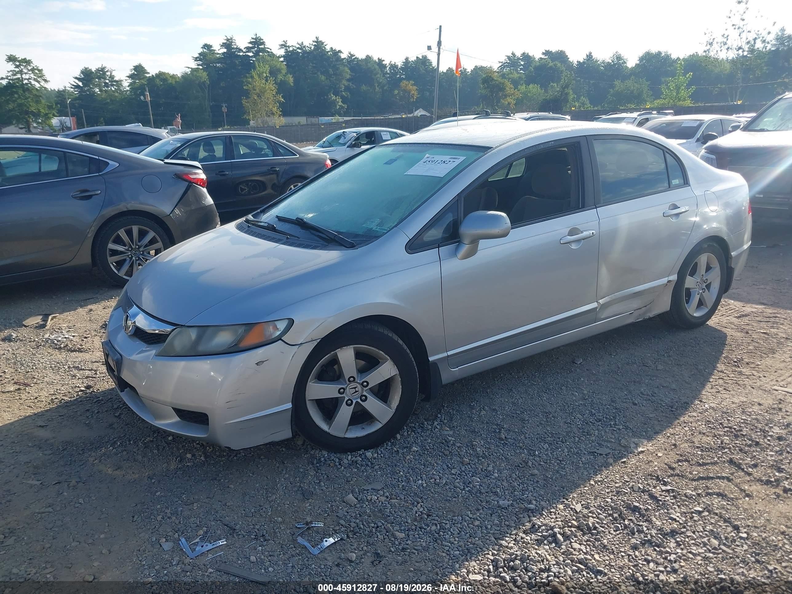 2009 Honda Civic Lx Silver vin: 1HGFA165X9L026764