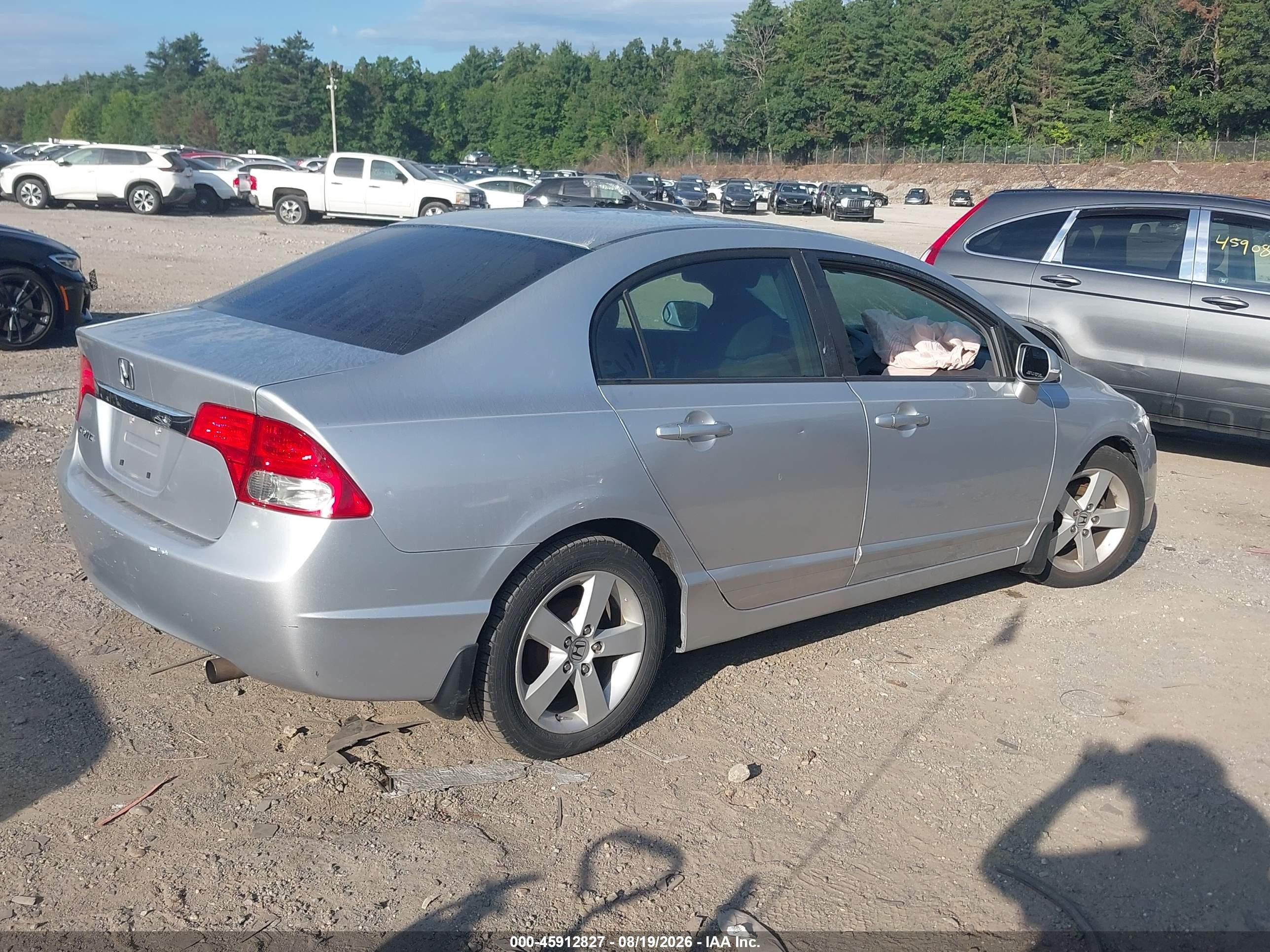 2009 Honda Civic Lx Silver vin: 1HGFA165X9L026764