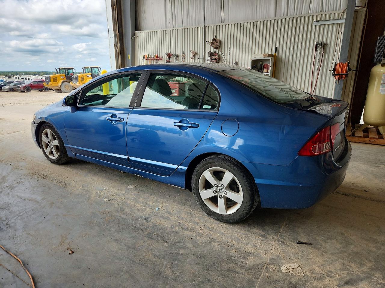 2008 Honda Civic 4d Blue vin: 1HGFA16838L022869