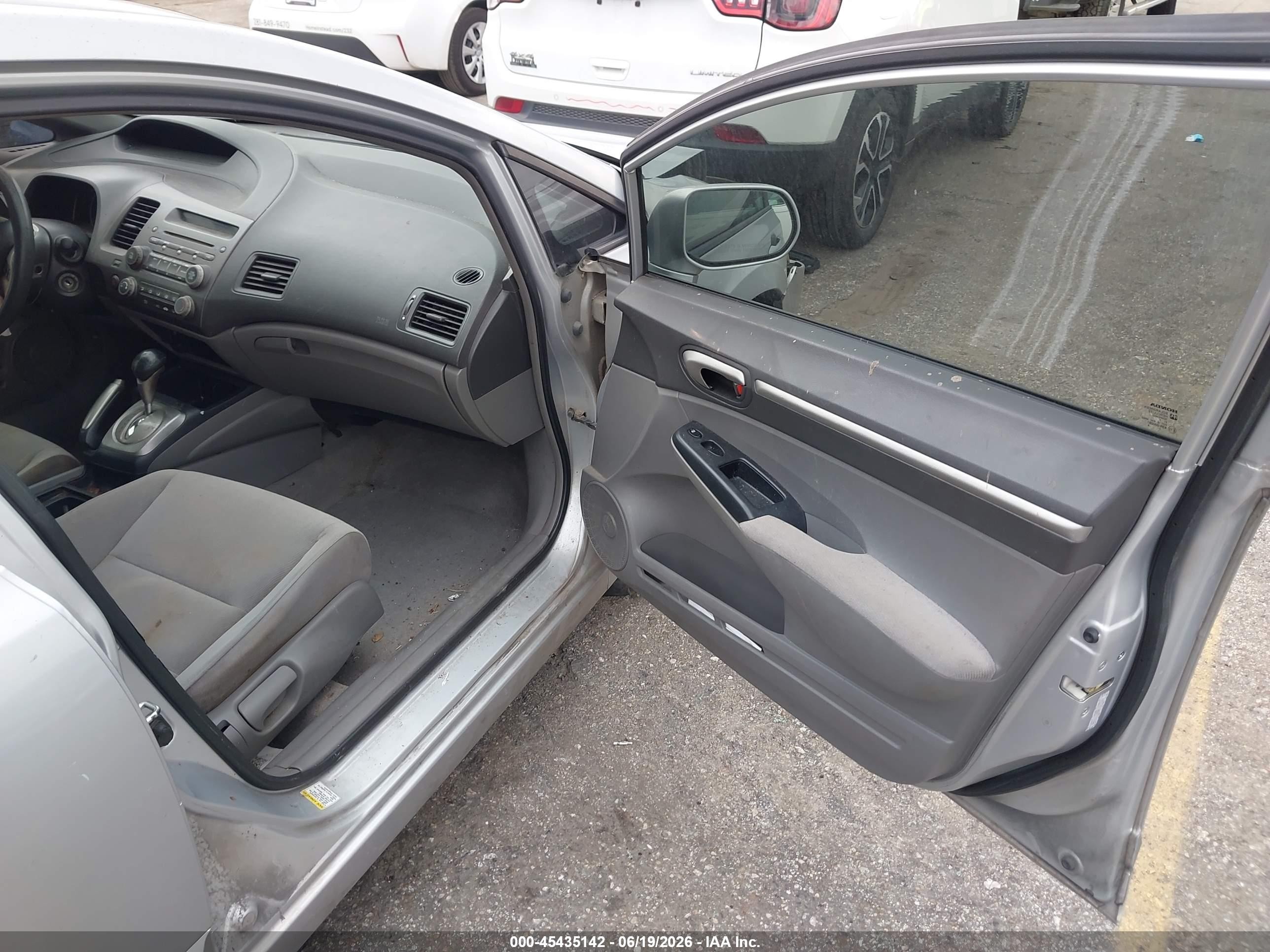 2008 Honda Civic Ex Silver vin: 1HGFA16858L027507