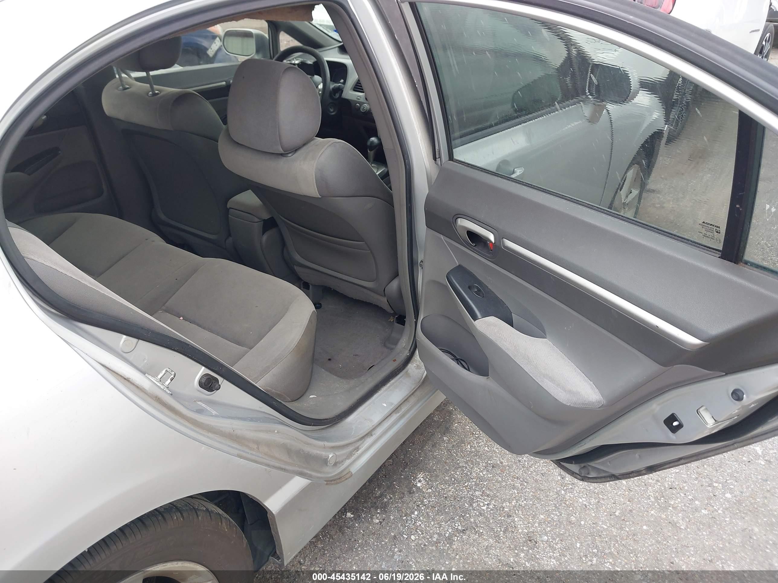 2008 Honda Civic Ex Silver vin: 1HGFA16858L027507