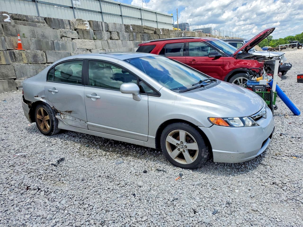 2008 Honda Civic Silver vin: 1HGFA16868L001434