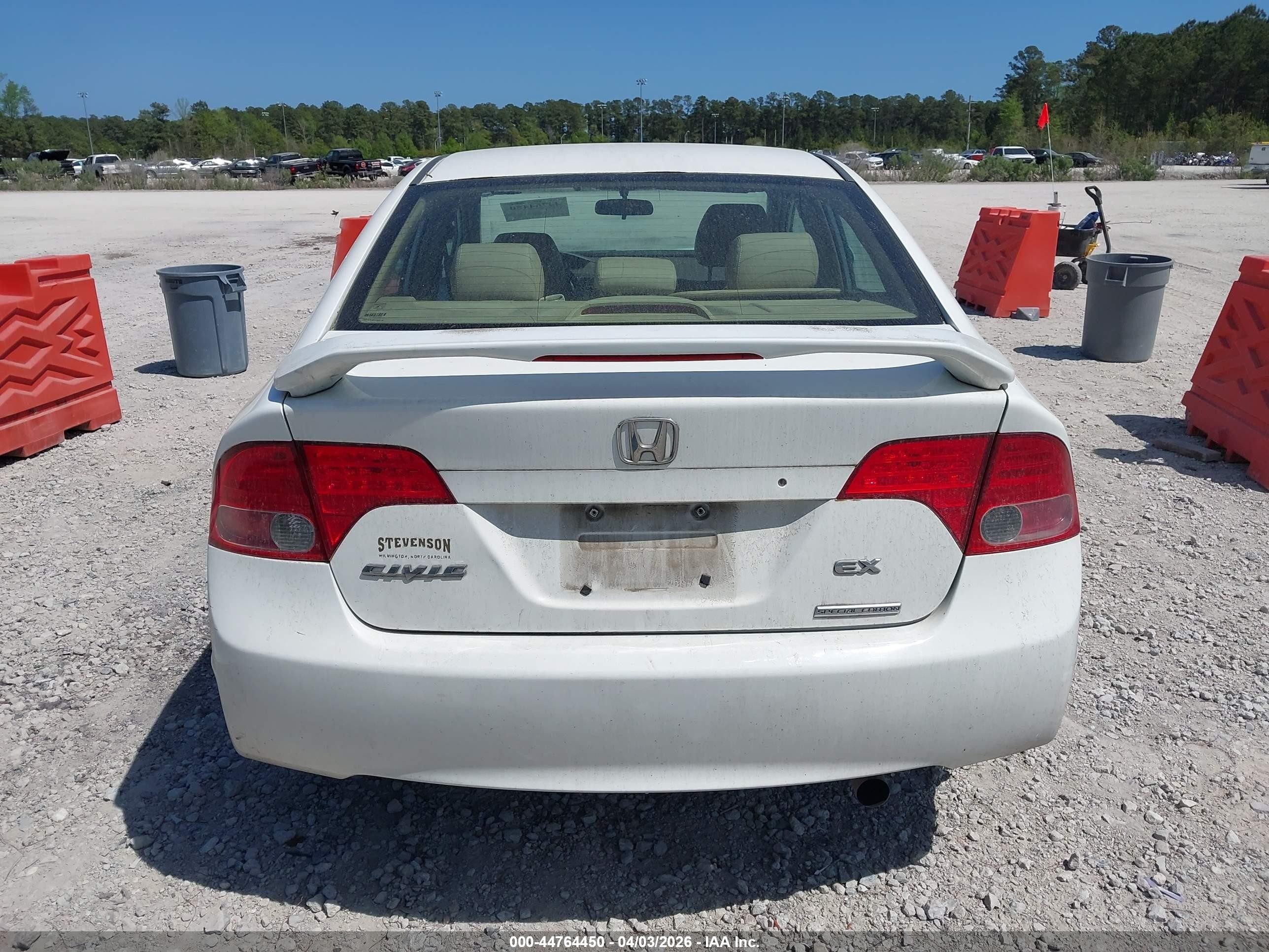 2007 Honda Civic Ex White vin: 1HGFA16897L090690