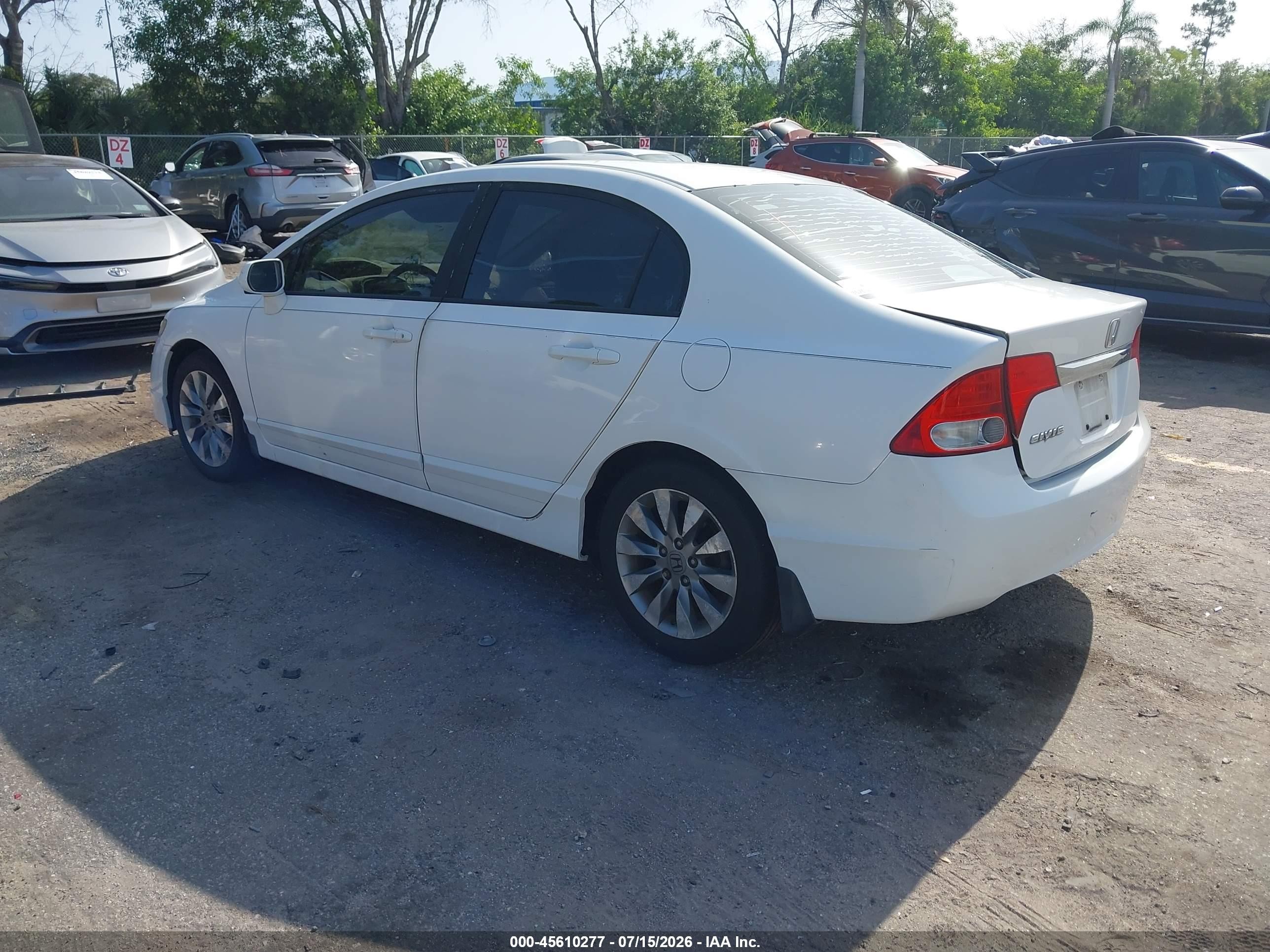 2009 Honda Civic Ex White vin: 1HGFA168X9L025902