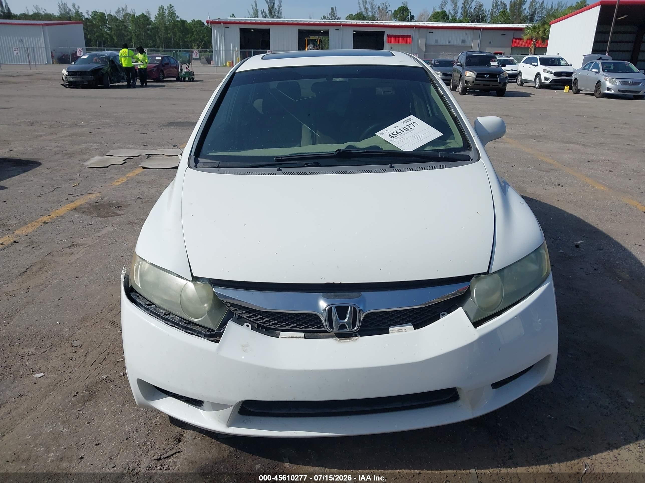 2009 Honda Civic Ex White vin: 1HGFA168X9L025902