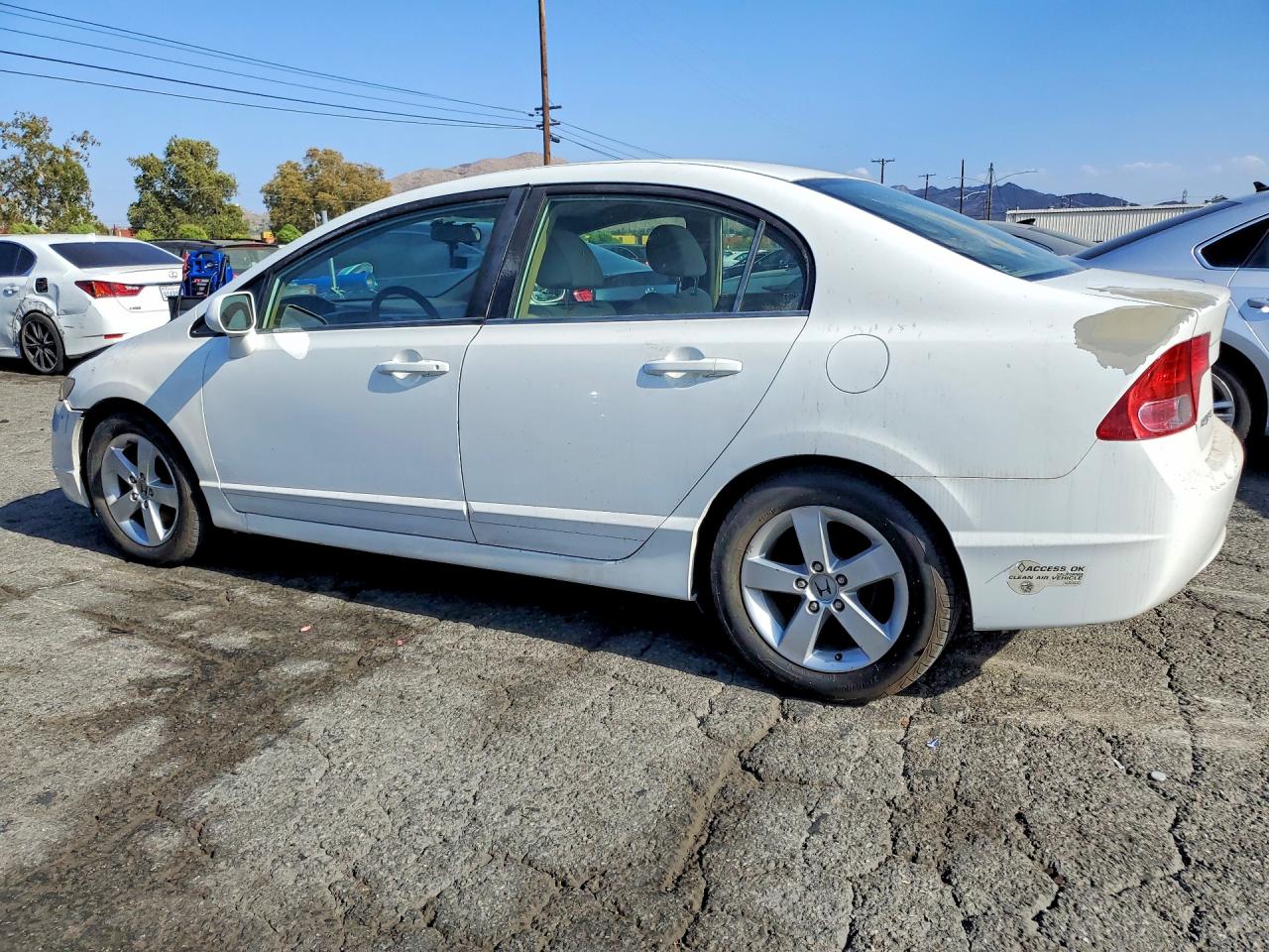 2007 Honda Civic Gx White vin: 1HGFA46557L000717