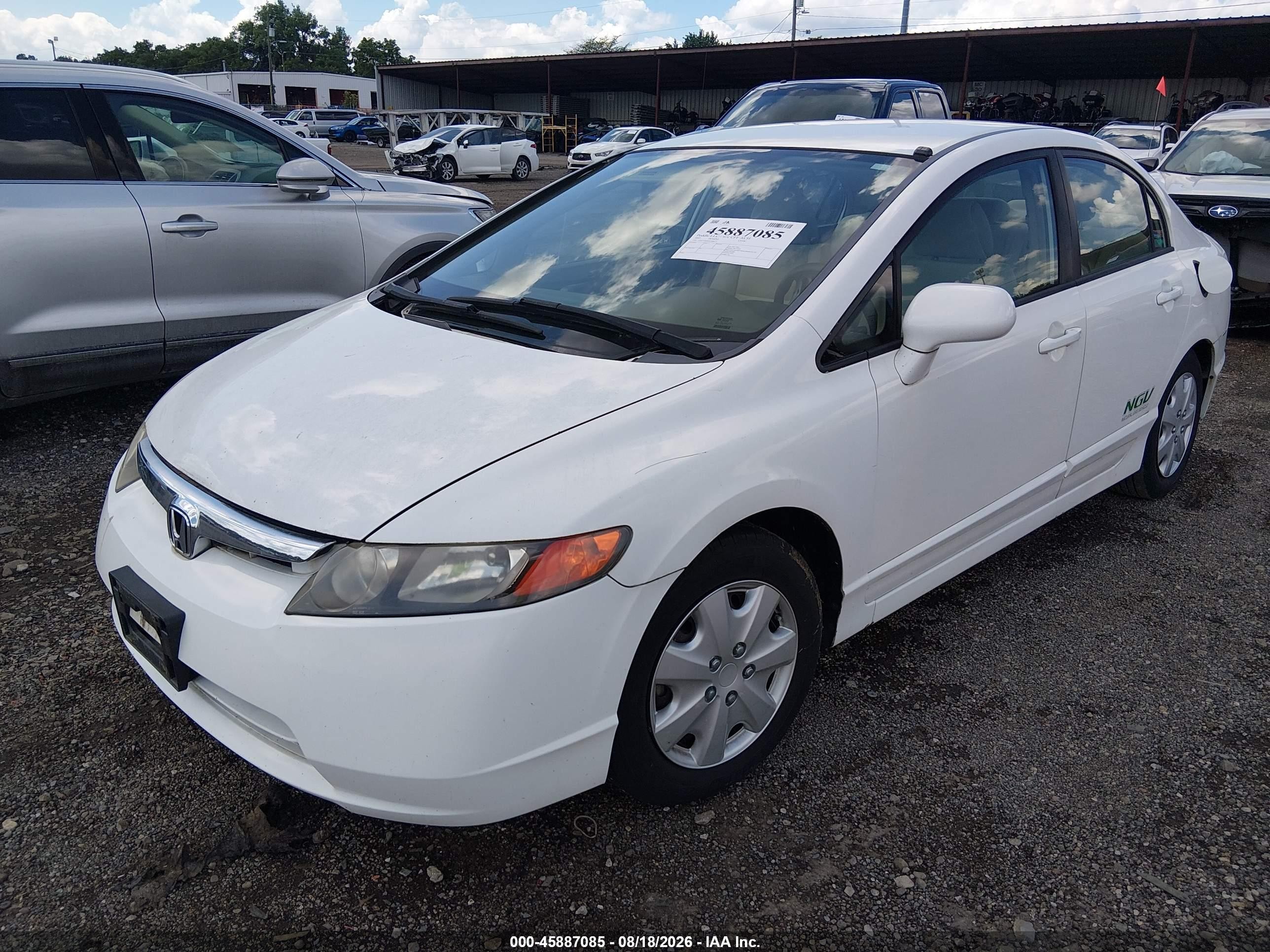 2007 Honda Civic Gx White vin: 1HGFA46567L000273