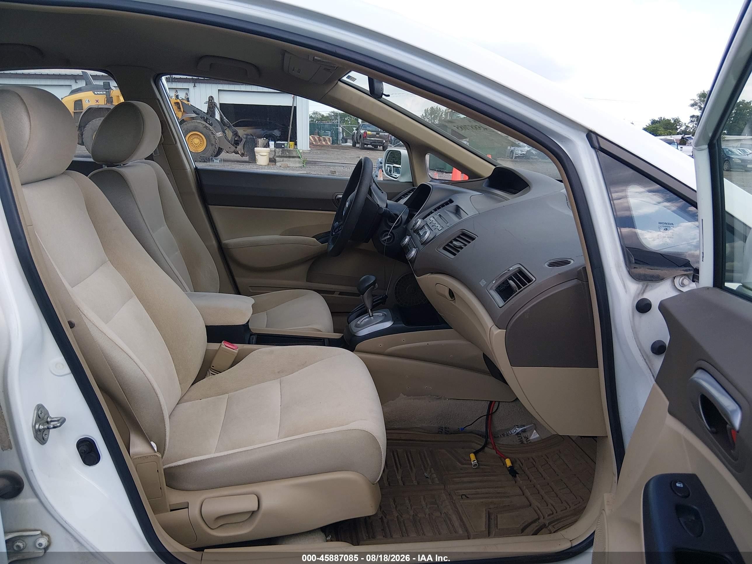 2007 Honda Civic Gx White vin: 1HGFA46567L000273