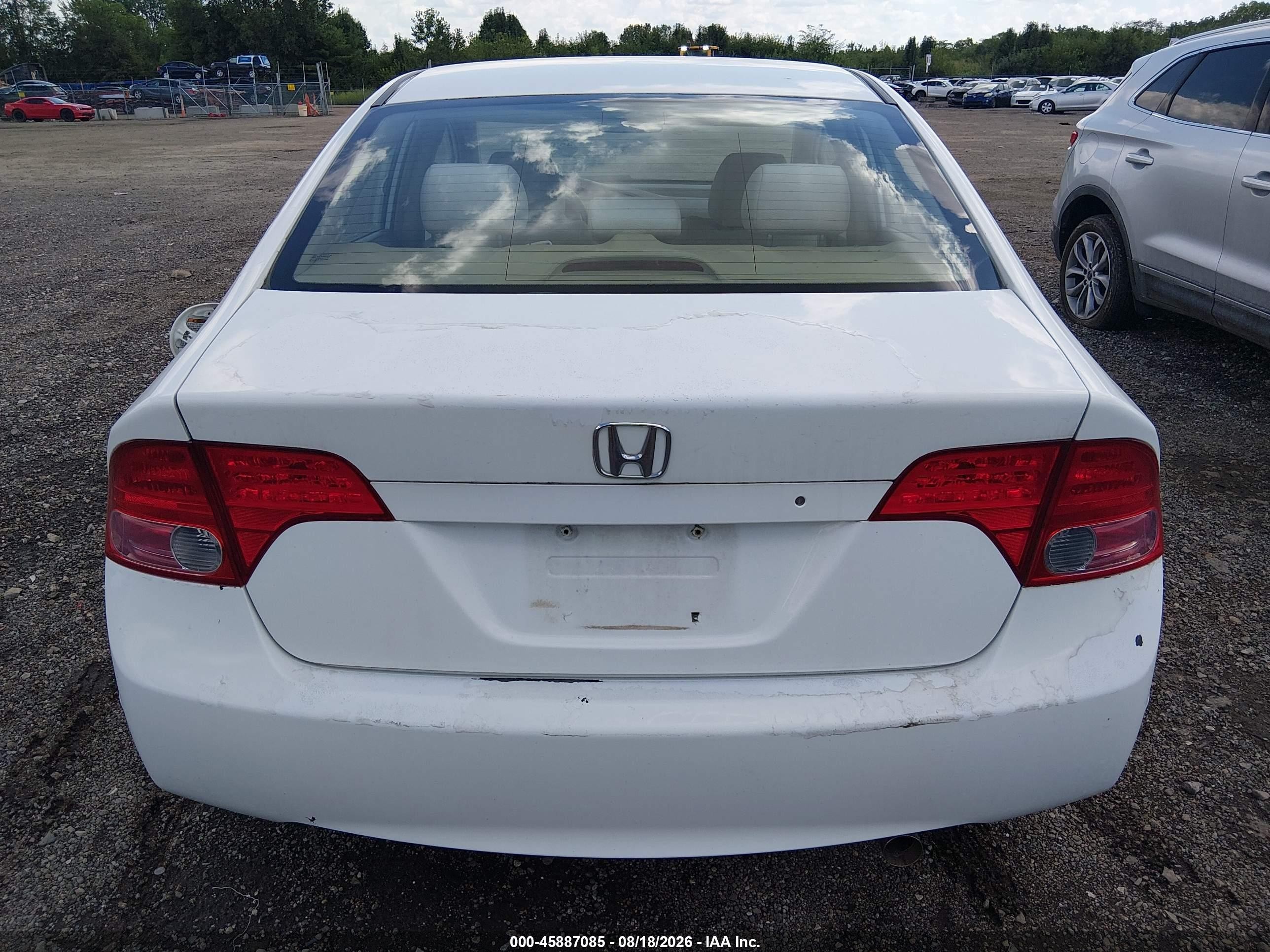 2007 Honda Civic Gx White vin: 1HGFA46567L000273