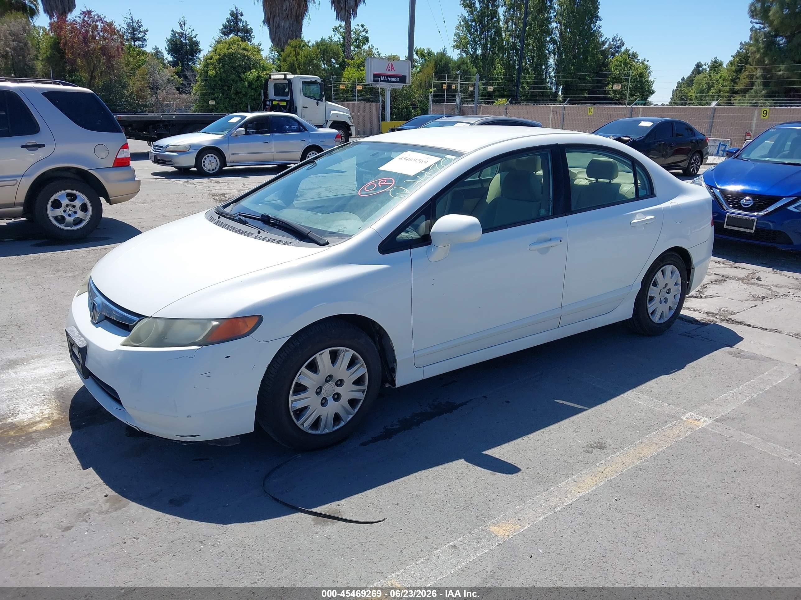 2007 Honda Civic Gx Белый vin: 1HGFA465X7L000261