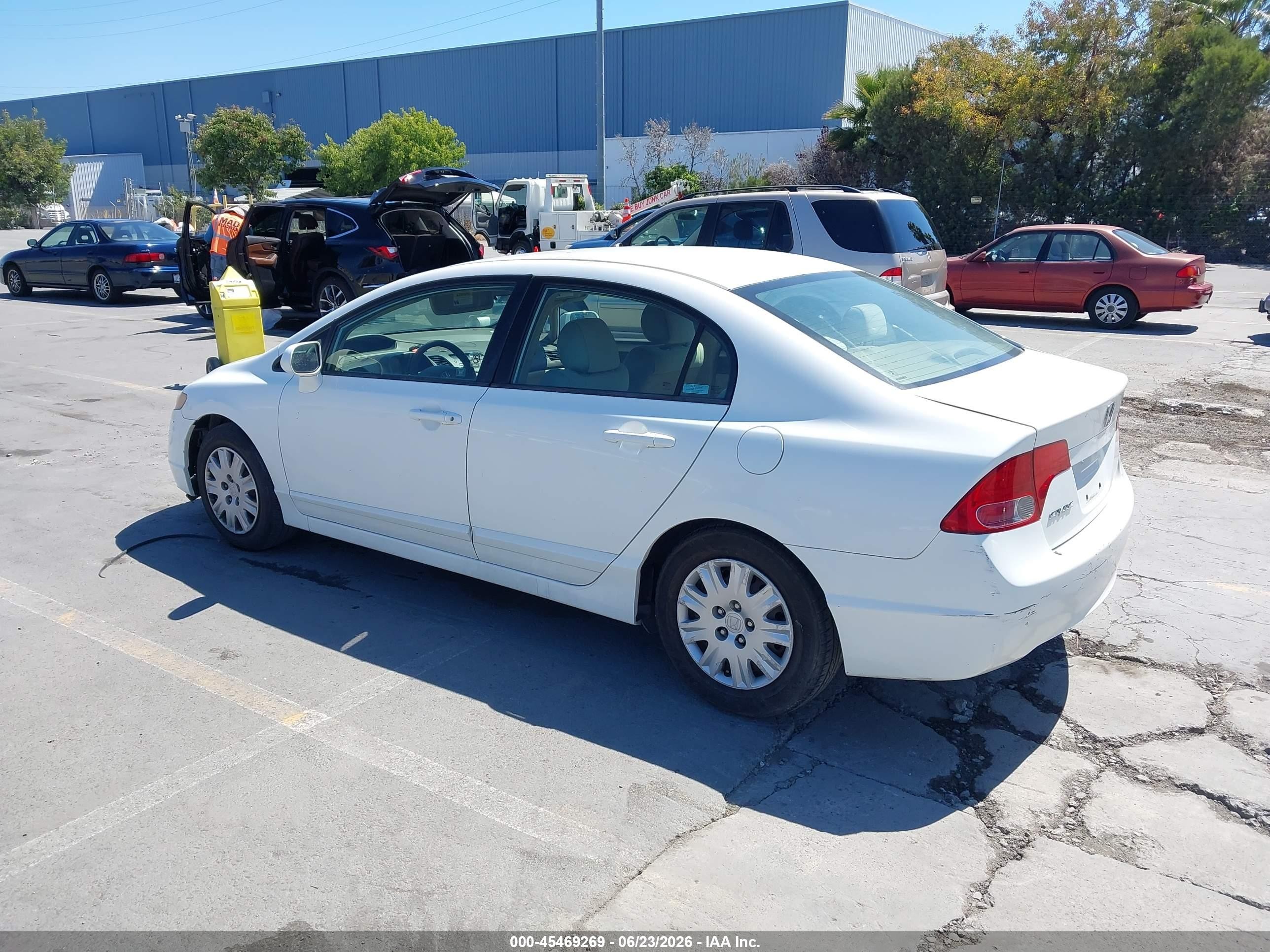 2007 Honda Civic Gx Белый vin: 1HGFA465X7L000261