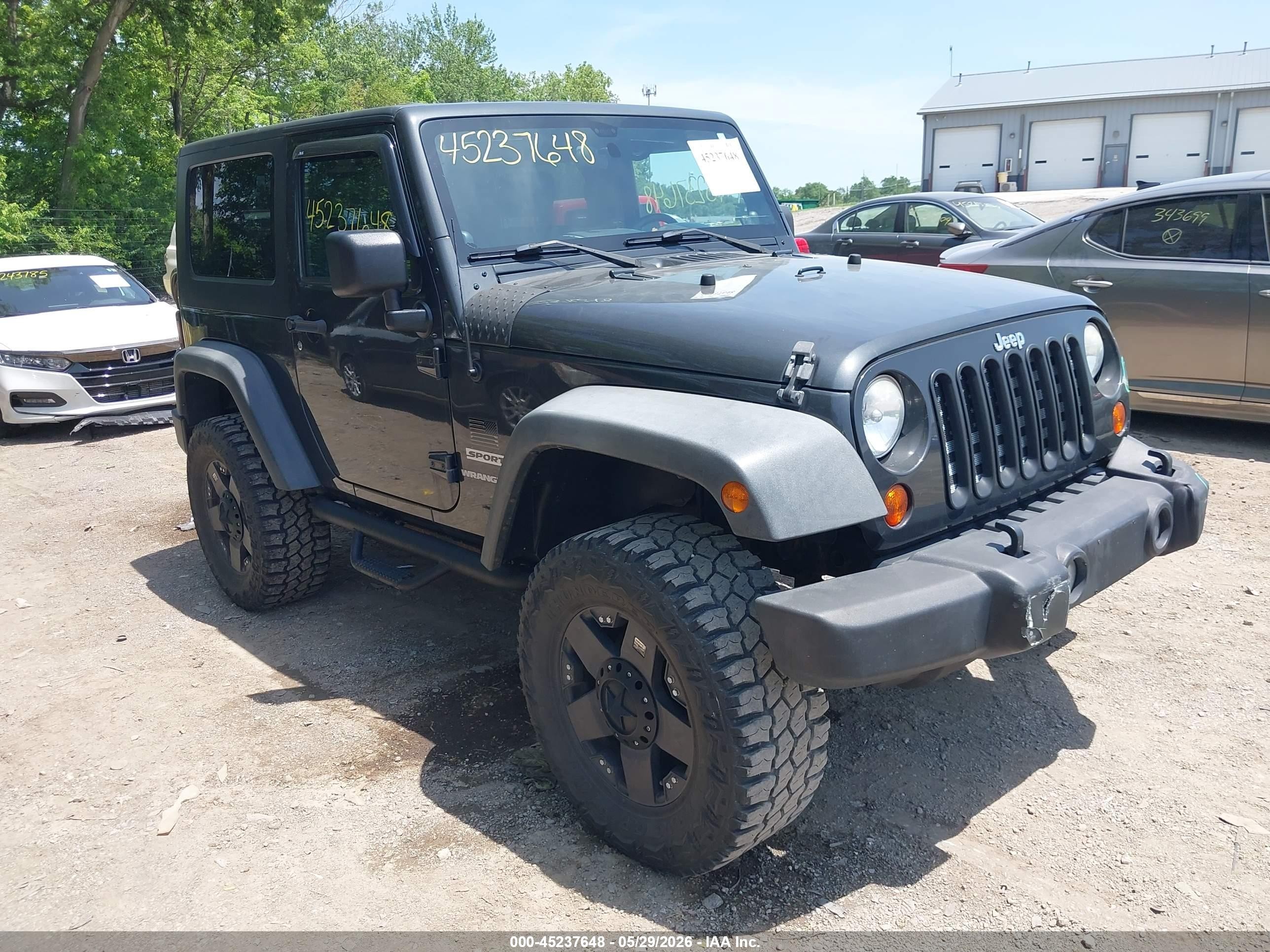 2010 Jeep Wrangler Sport Gray vin: 1J4AA2D10AL135098