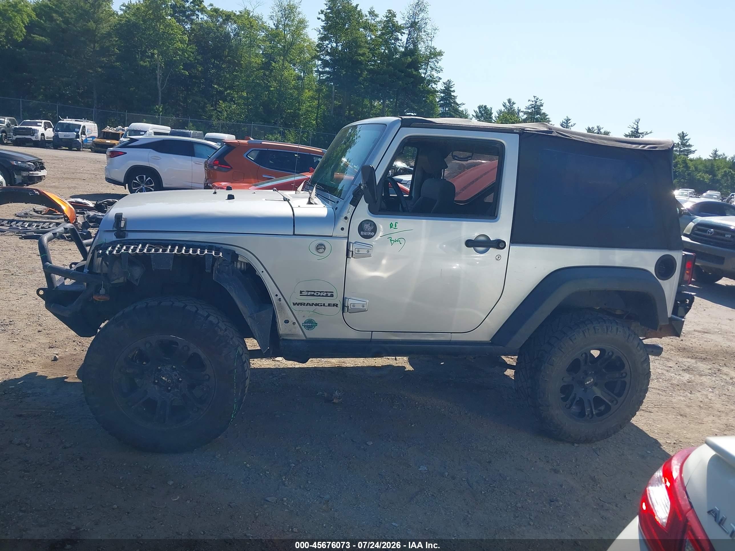 2010 Jeep Wrangler Sport Silver vin: 1J4AA2D10AL162835
