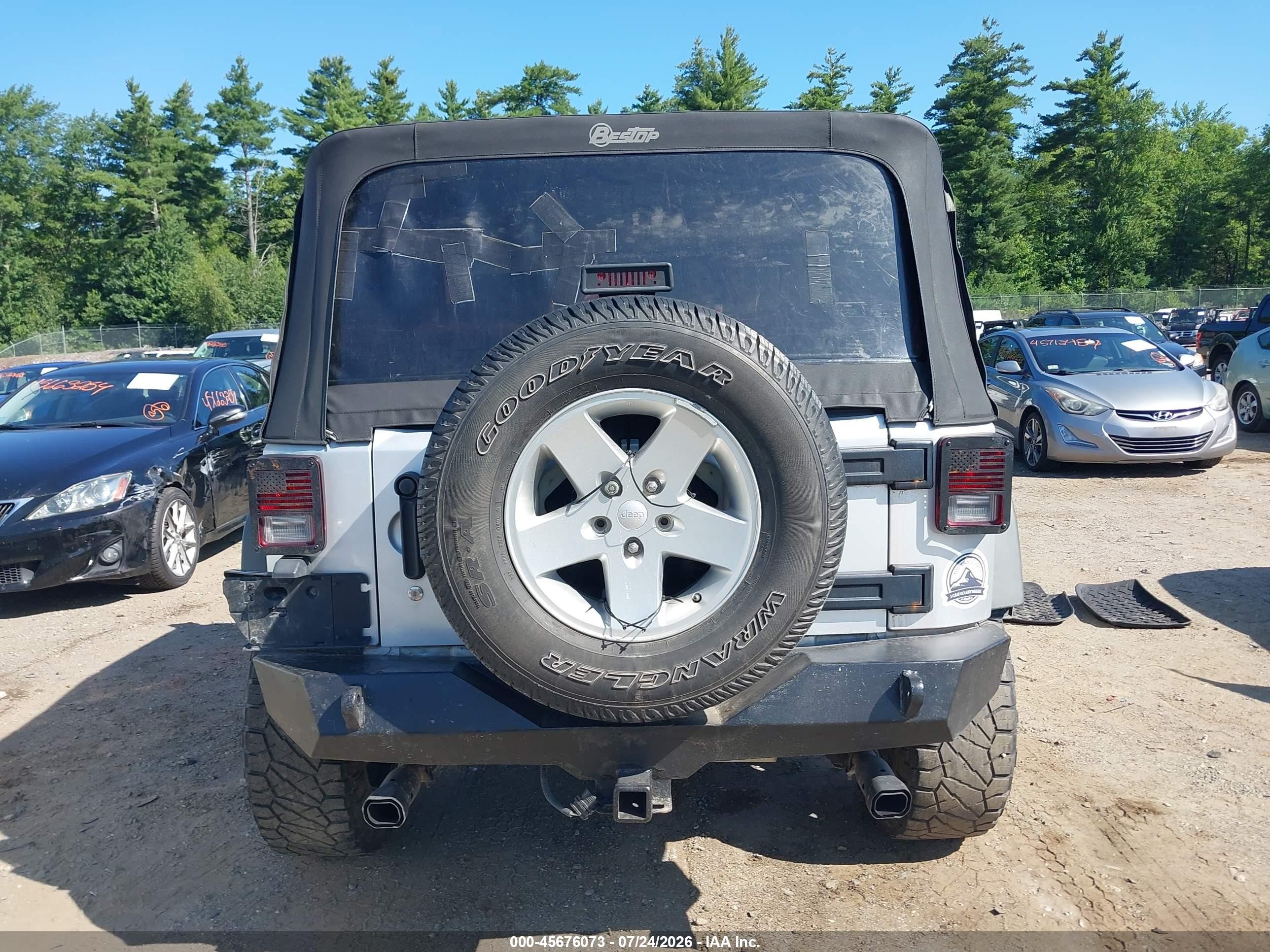 2010 Jeep Wrangler Sport Silver vin: 1J4AA2D10AL162835