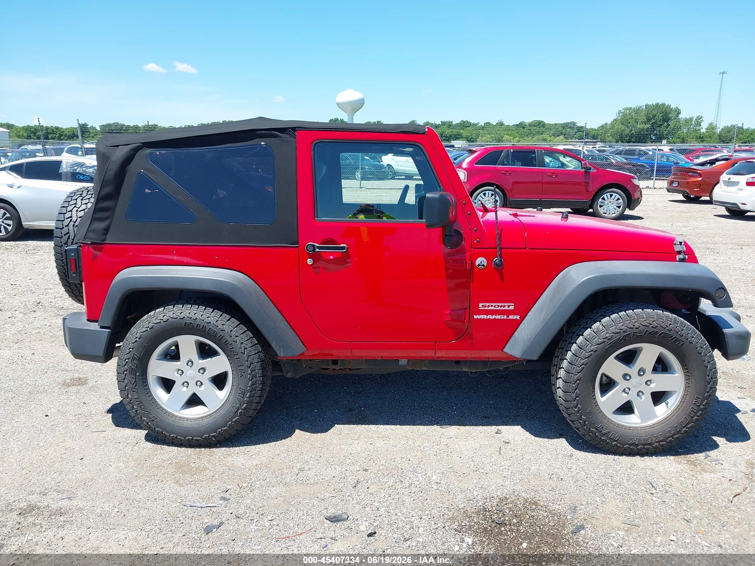 2010 Jeep Wrangler Sport Red vin: 1J4AA2D10AL210480