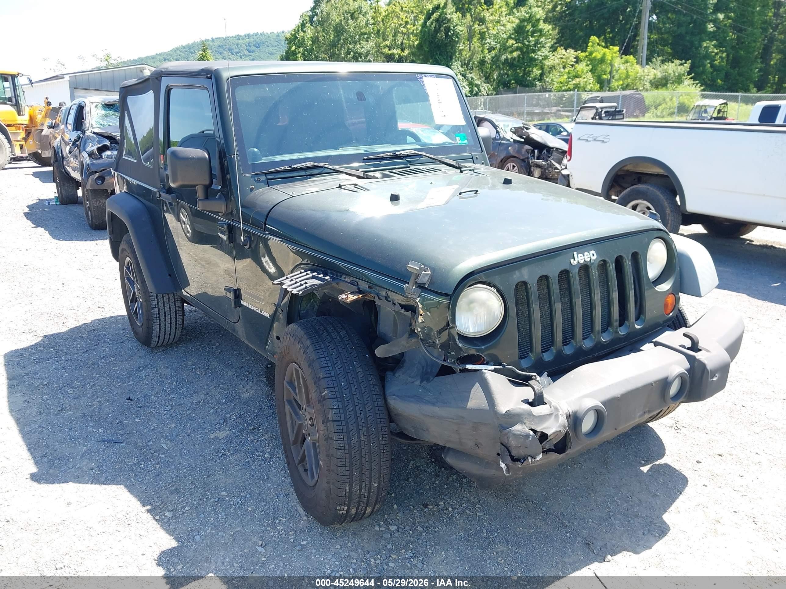 2011 Jeep Wrangler Sport Green vin: 1J4AA2D10BL500591