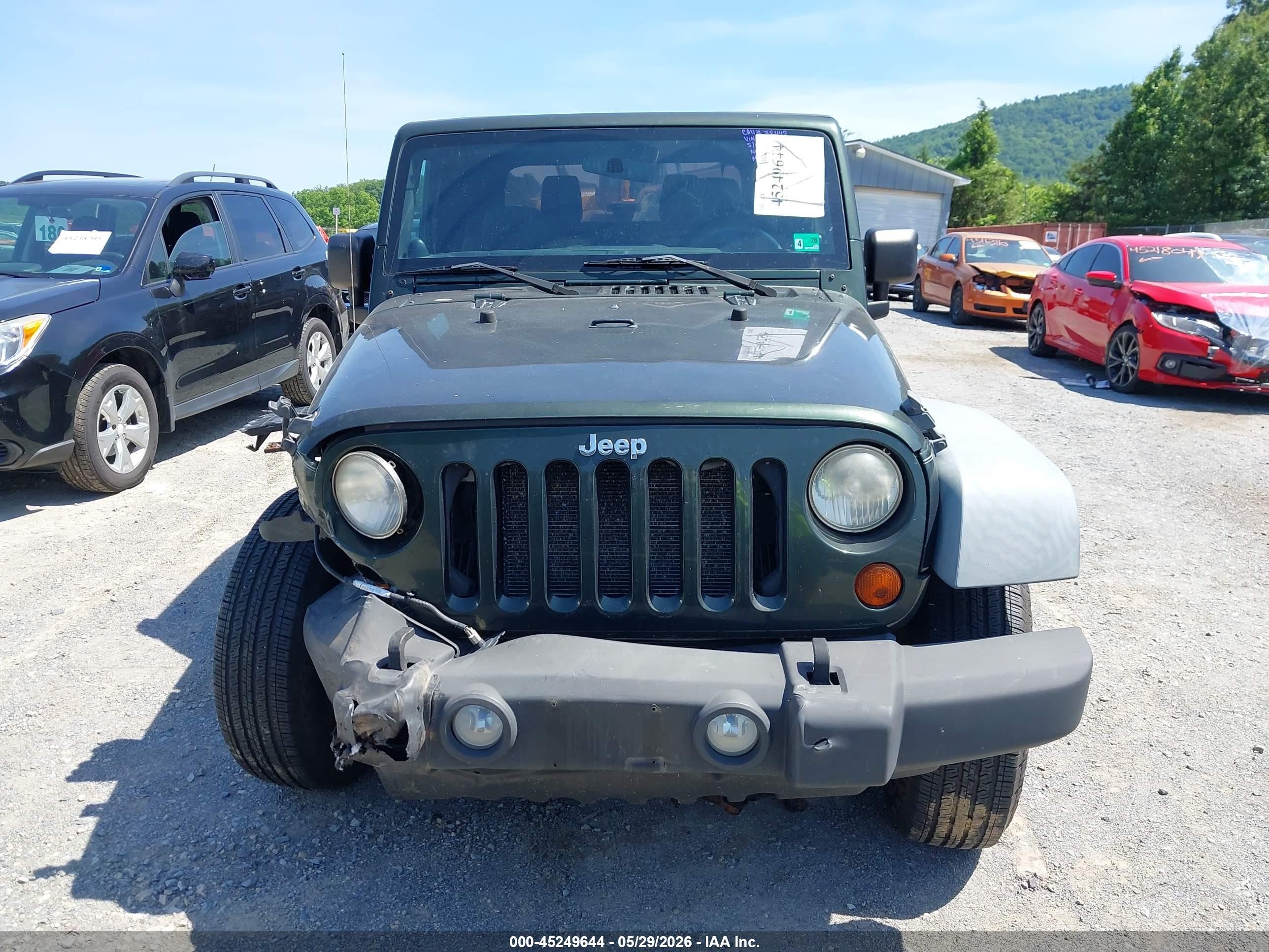 2011 Jeep Wrangler Sport Green vin: 1J4AA2D10BL500591