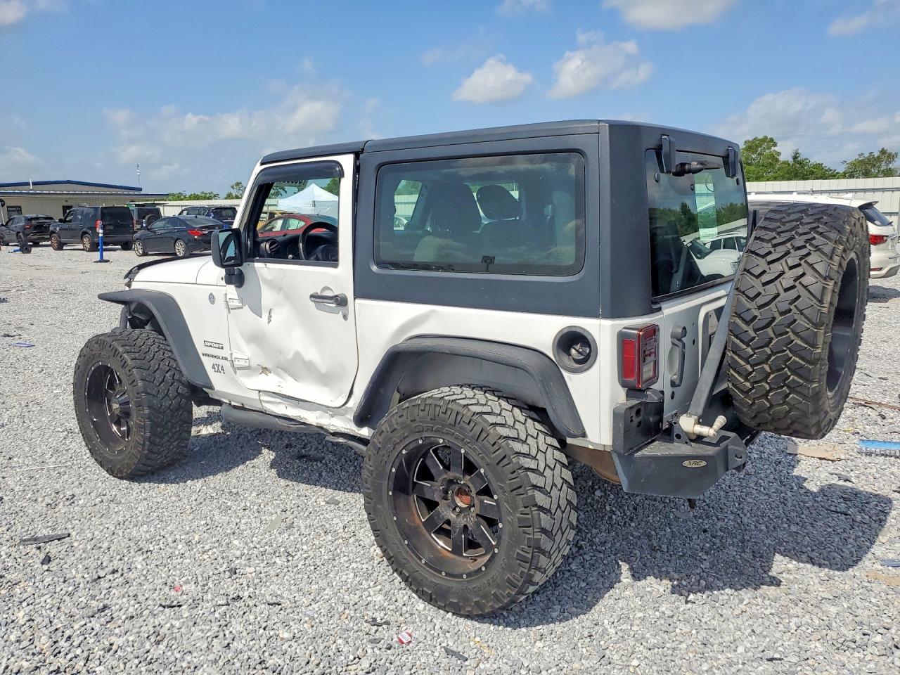 2011 Jeep Wrangler Sport White vin: 1J4AA2D10BL568065
