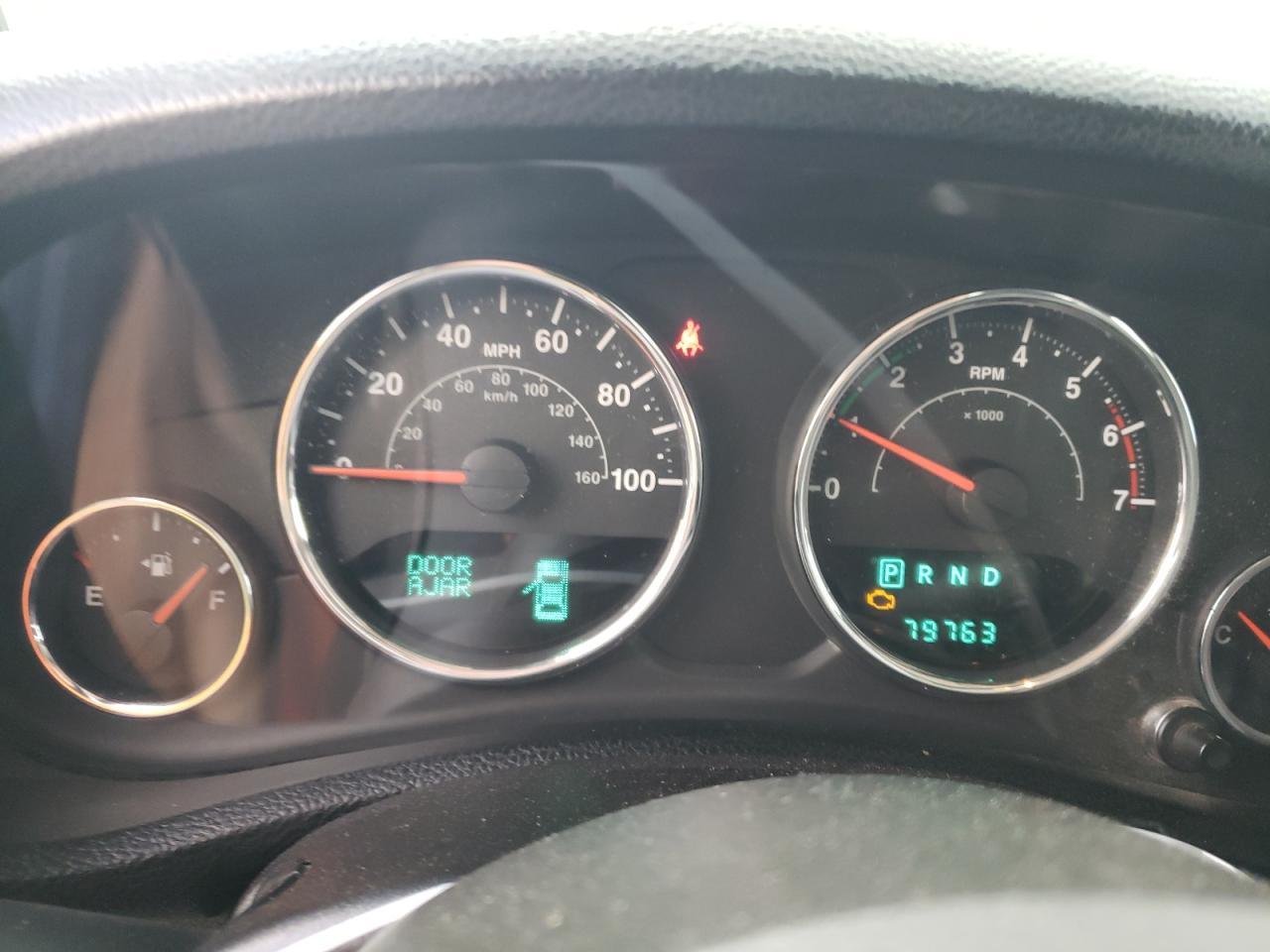 2011 Jeep Wrangler Sport Зеленый vin: 1J4AA2D10BL640074