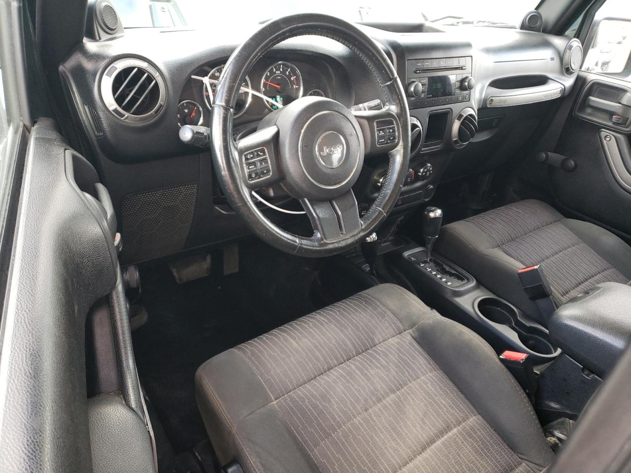 2011 Jeep Wrangler Sport Зеленый vin: 1J4AA2D10BL640074