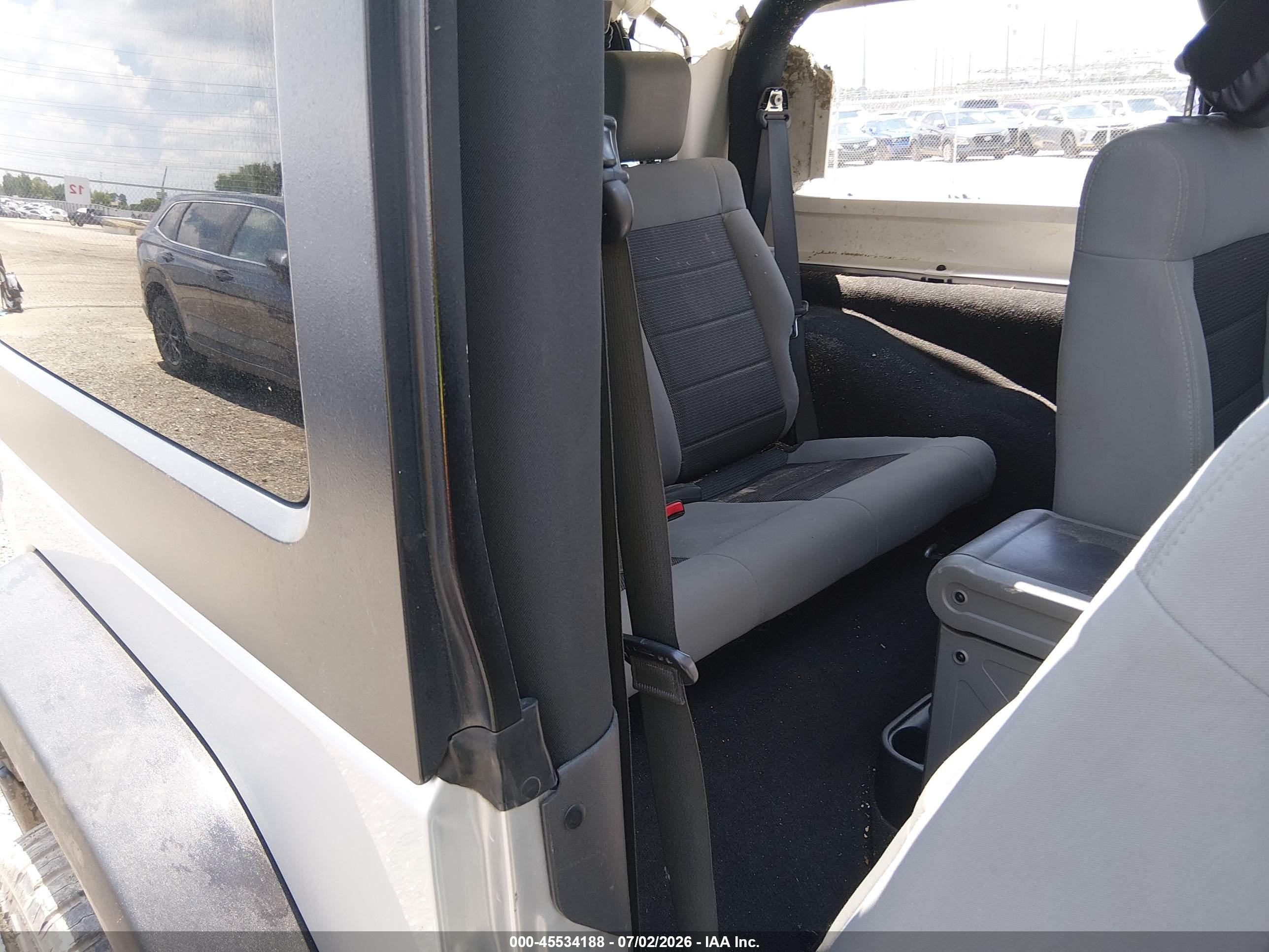2010 Jeep Wrangler Sport Silver vin: 1J4AA2D11AL183032