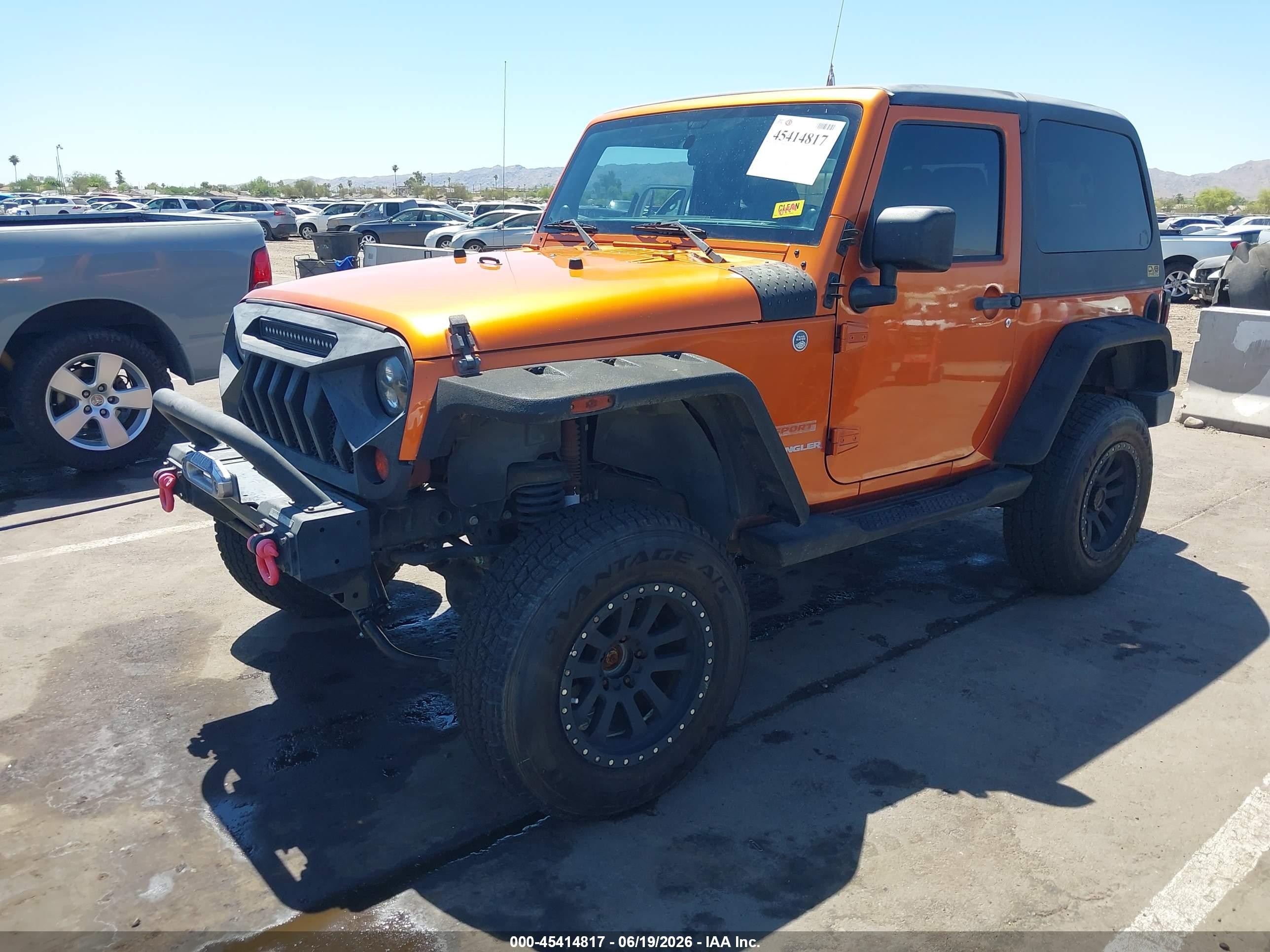 2011 Jeep Wrangler Sport Orange vin: 1J4AA2D11BL508151