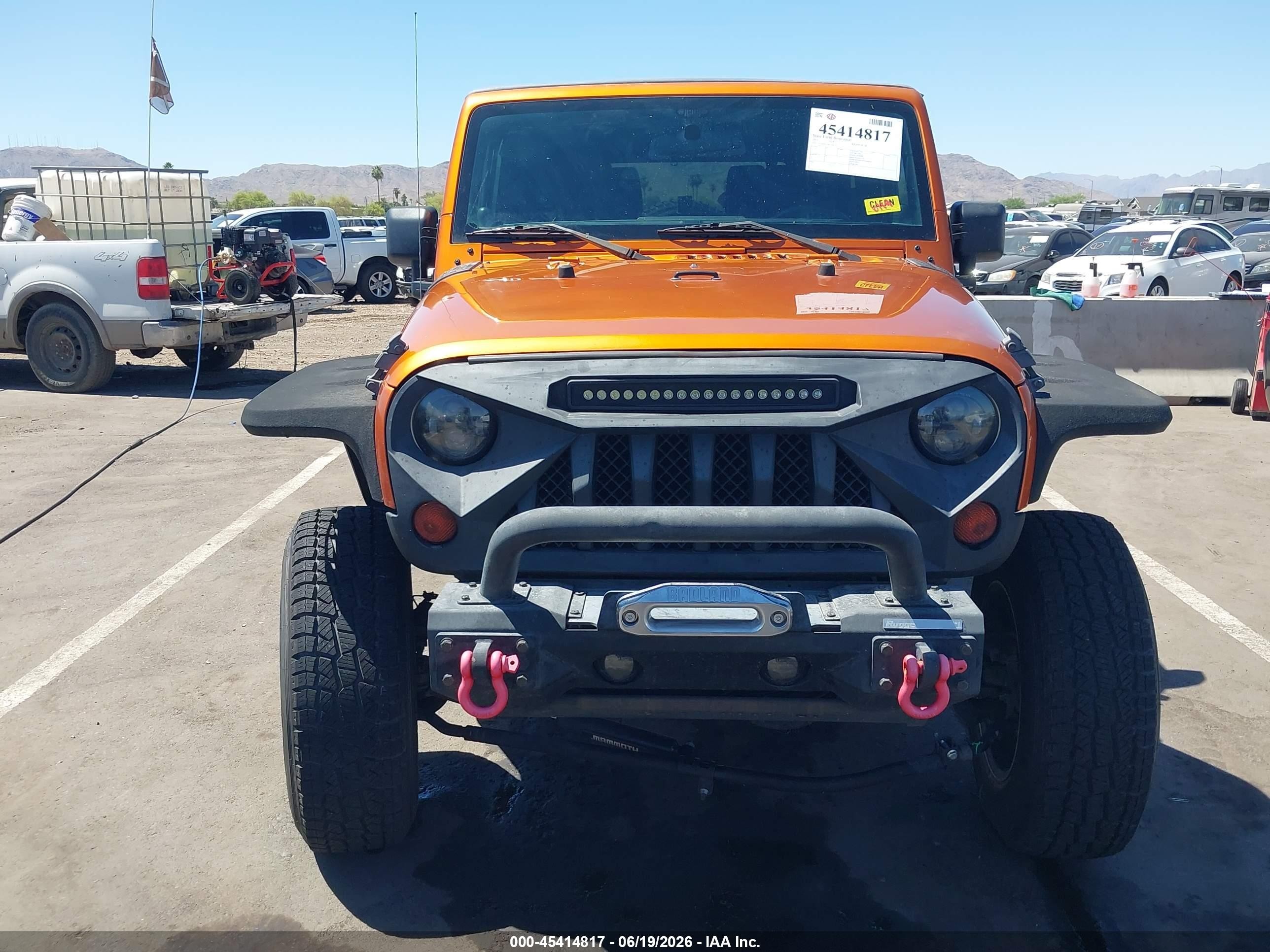 2011 Jeep Wrangler Sport Orange vin: 1J4AA2D11BL508151