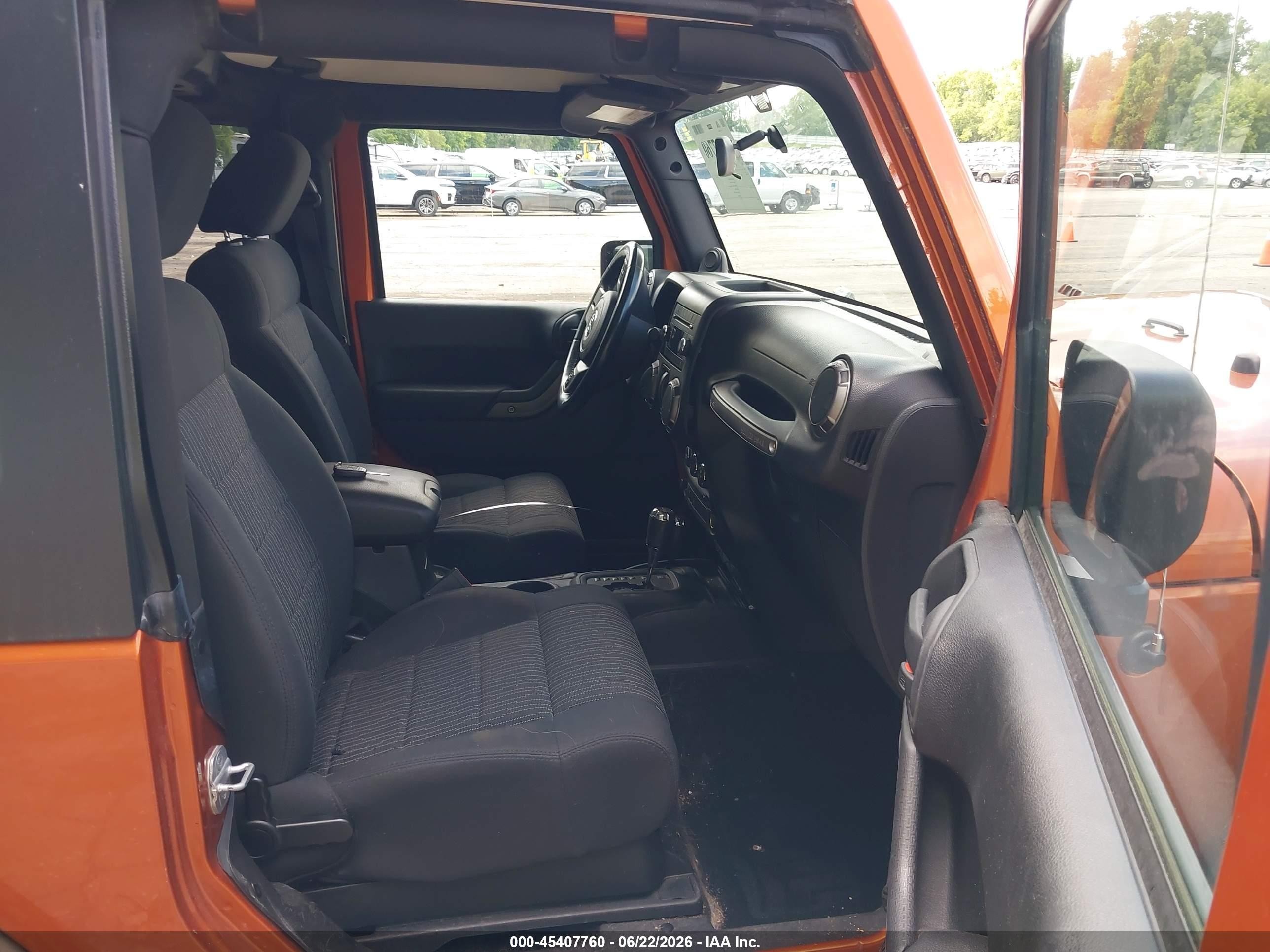 2011 Jeep Wrangler Sport Orange vin: 1J4AA2D11BL513978