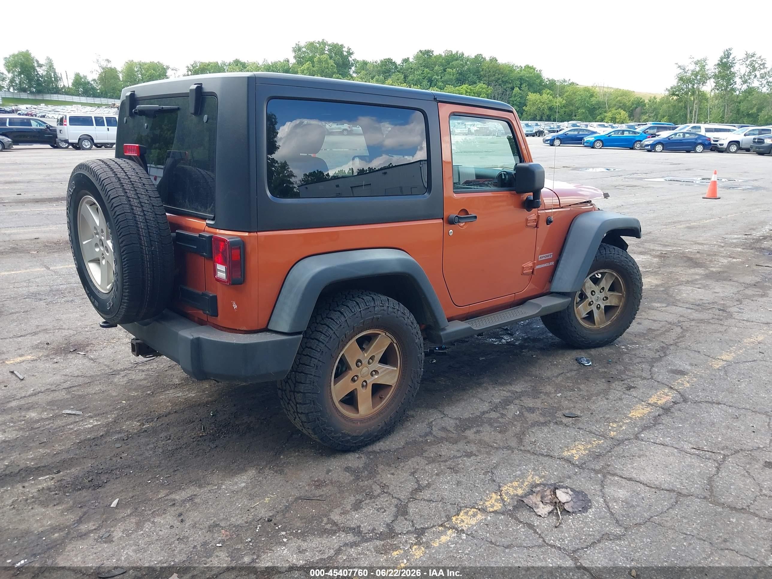 2011 Jeep Wrangler Sport Orange vin: 1J4AA2D11BL513978