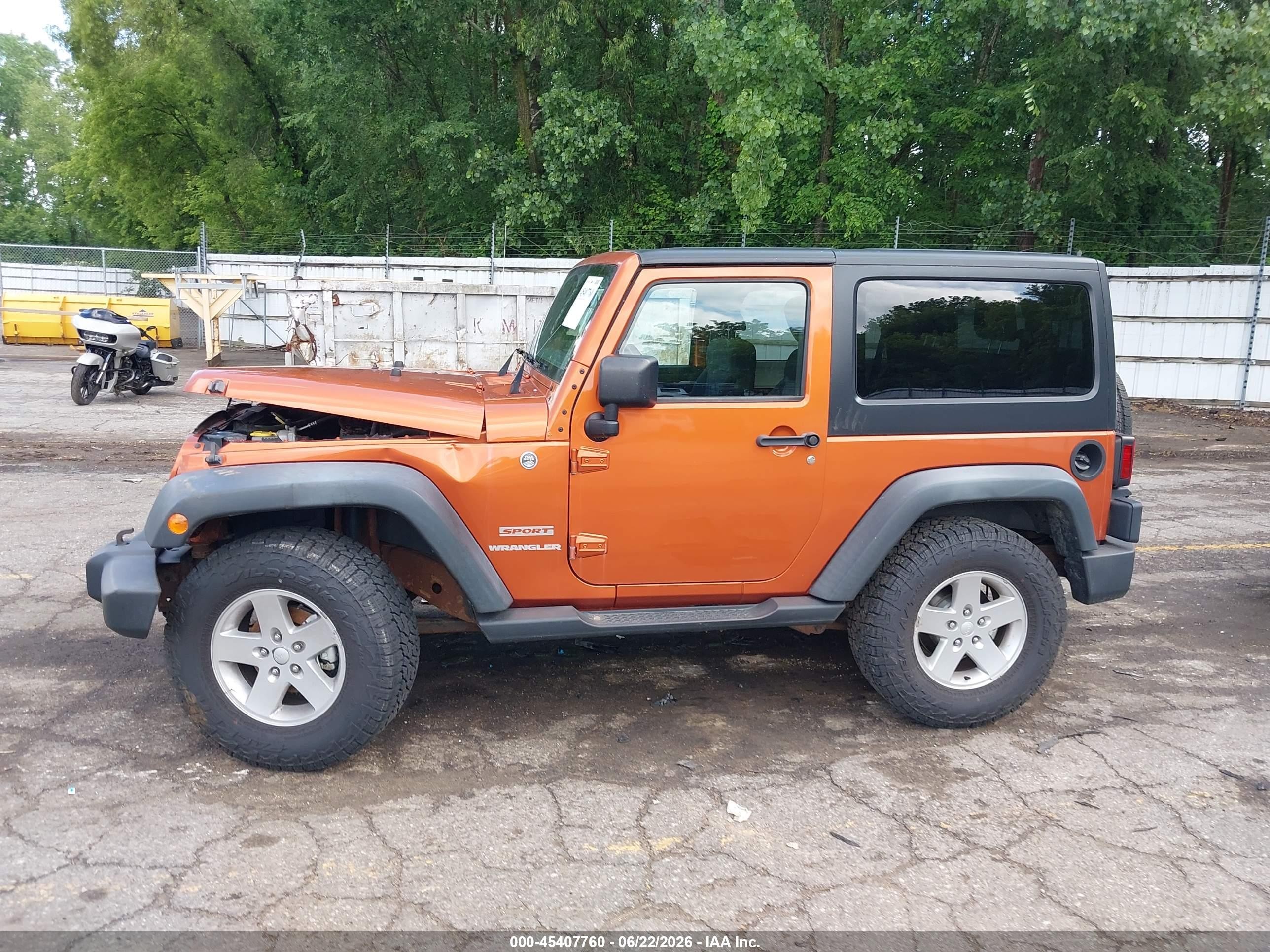 2011 Jeep Wrangler Sport Orange vin: 1J4AA2D11BL513978