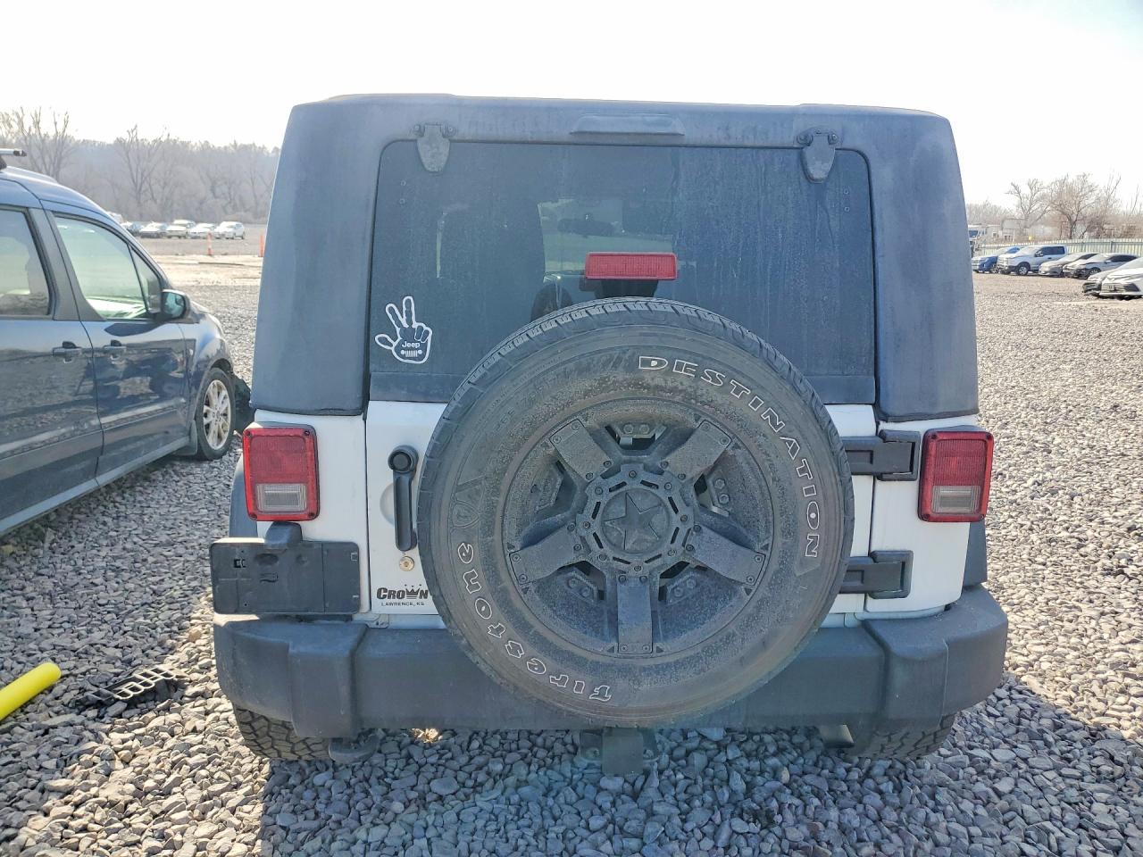 2011 Jeep Wrangler White vin: 1J4AA2D11BL607875
