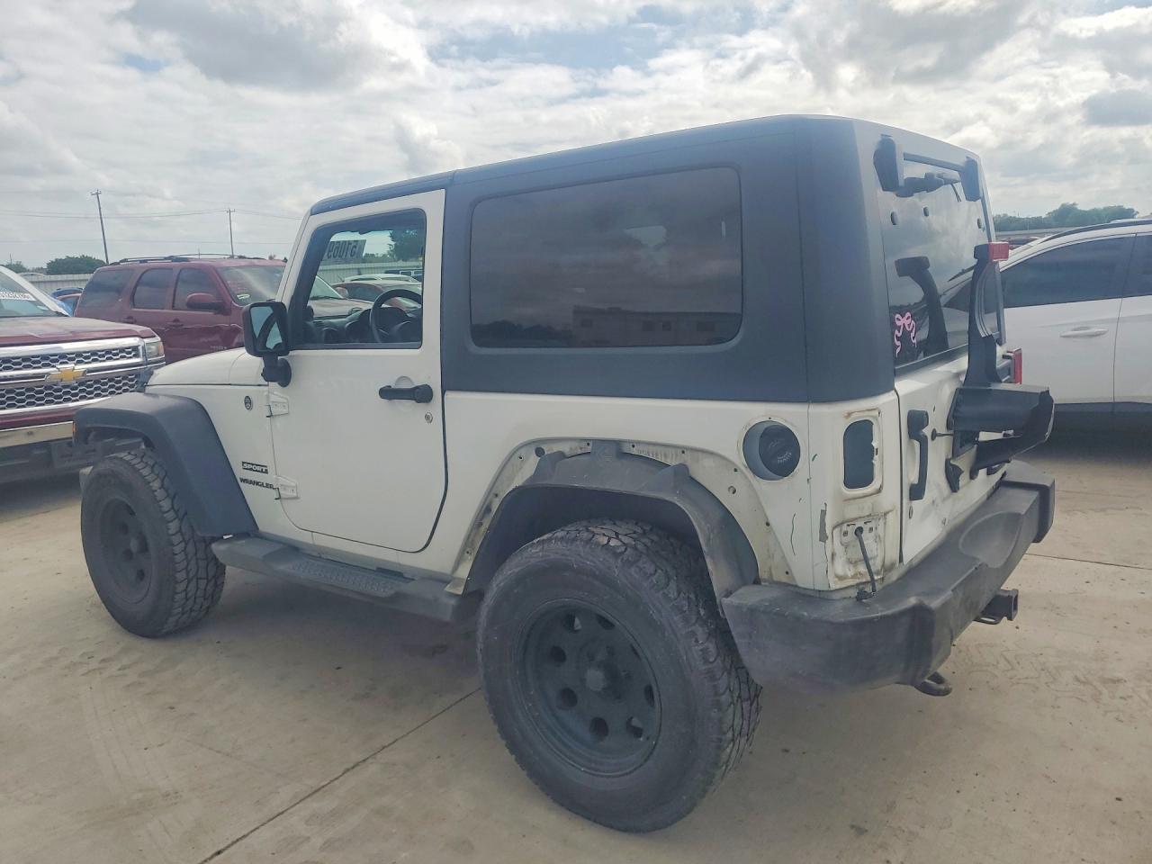 2010 Jeep Wrangler Sport White vin: 1J4AA2D12AL136222