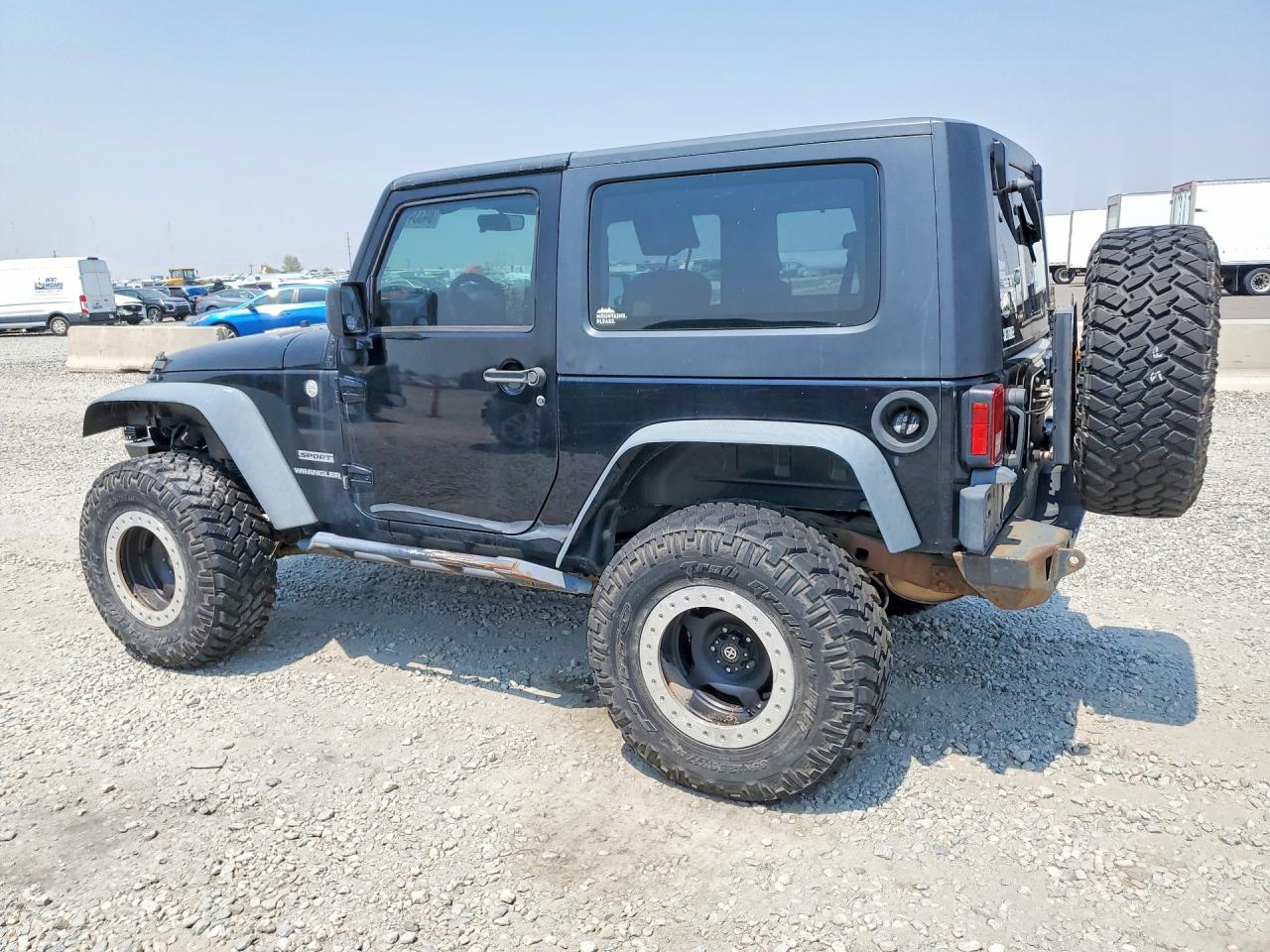 2010 Jeep Wrangler Sport Черный vin: 1J4AA2D12AL171875