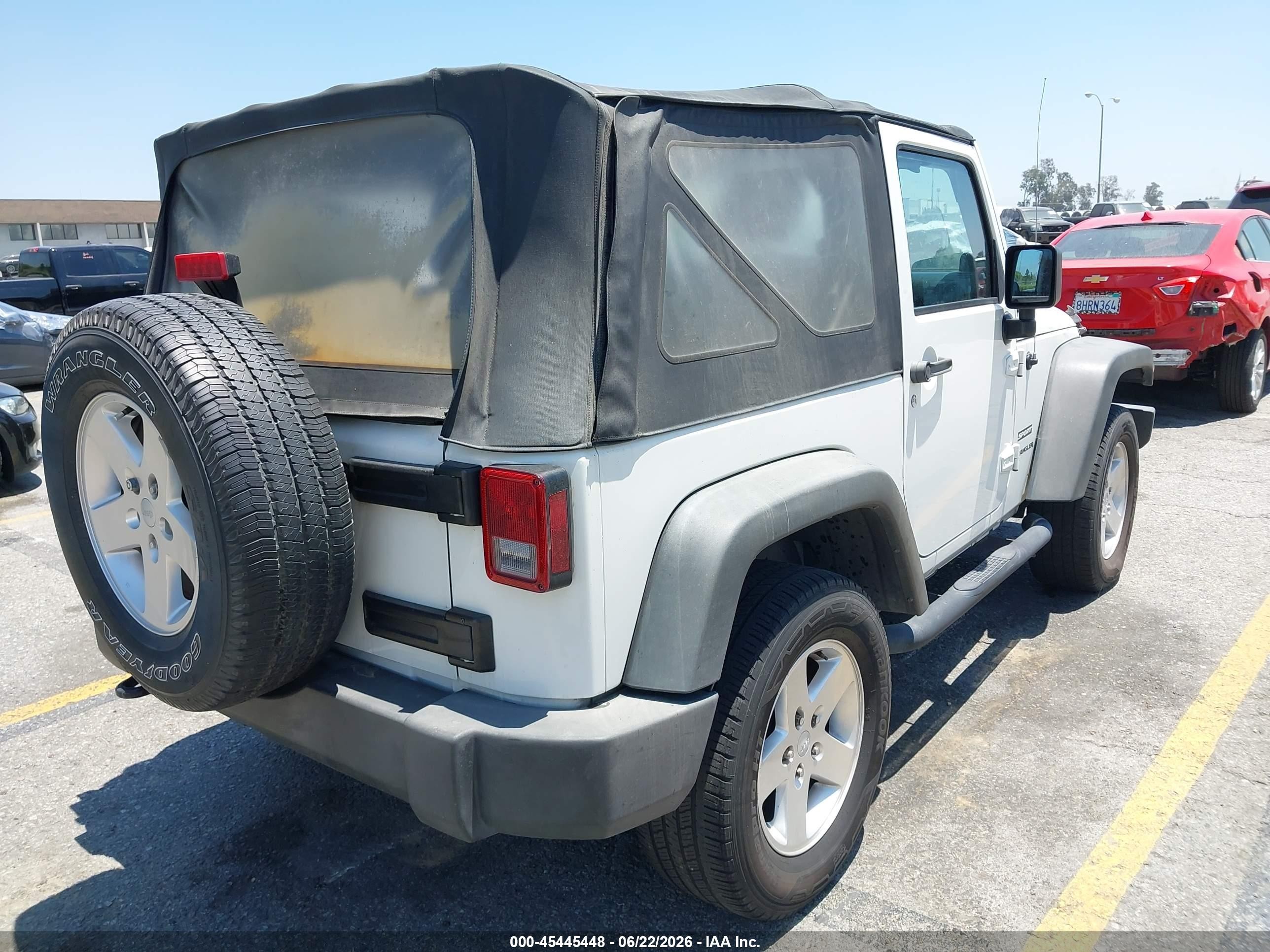 2010 Jeep Wrangler Sport White vin: 1J4AA2D12AL230391