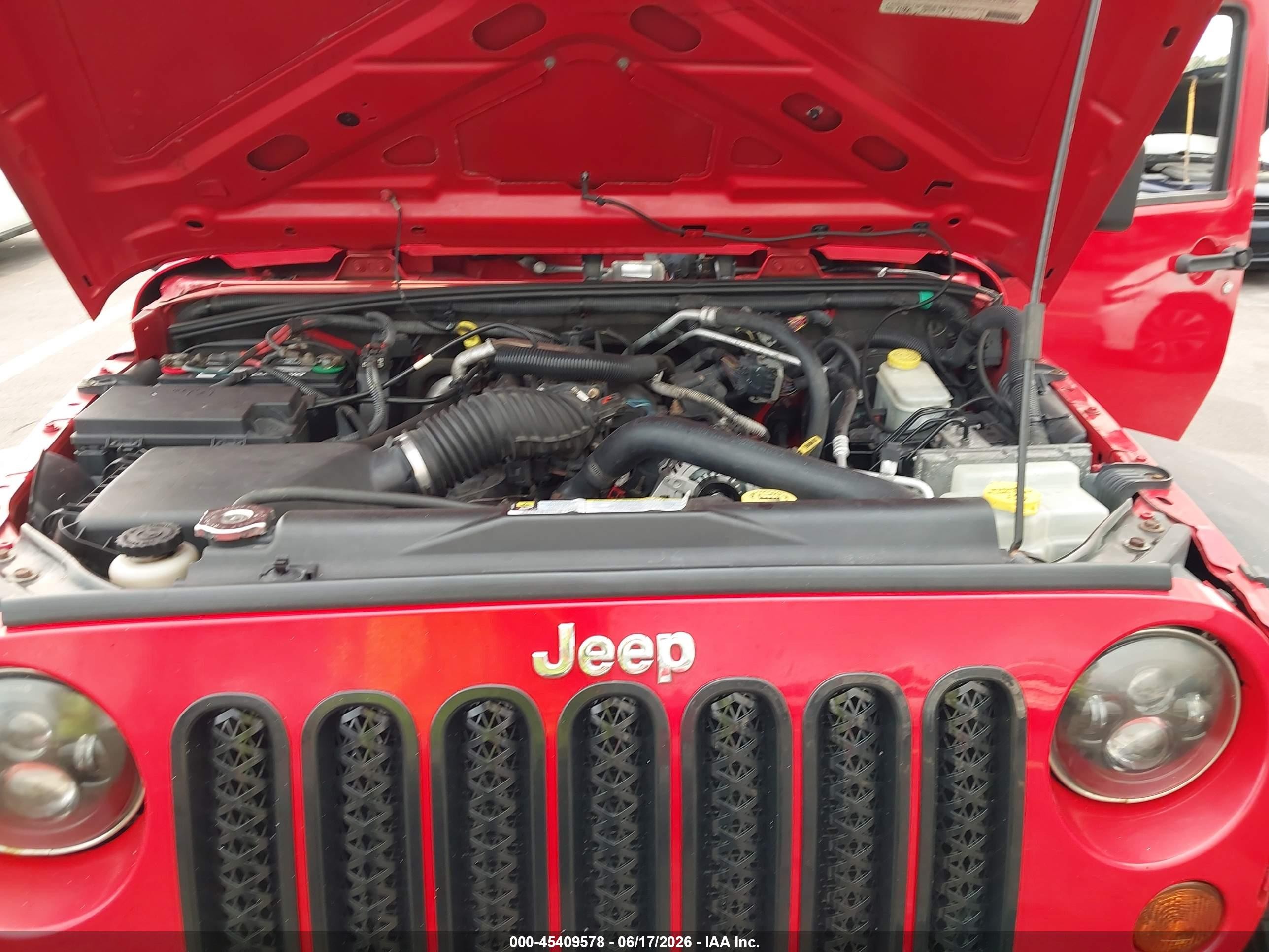 2011 Jeep Wrangler Sport Red vin: 1J4AA2D12BL523192