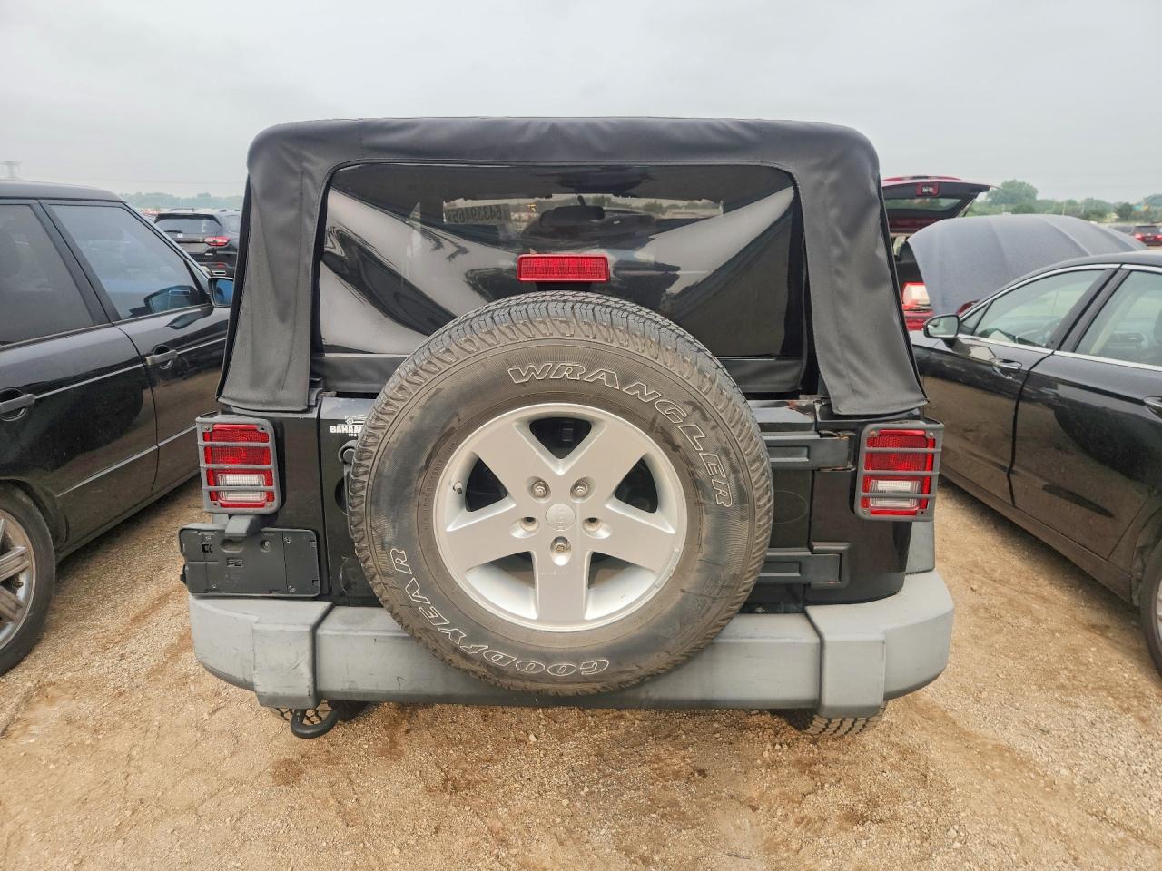 2010 Jeep Wrangler Sport Black vin: 1J4AA2D13AL146323