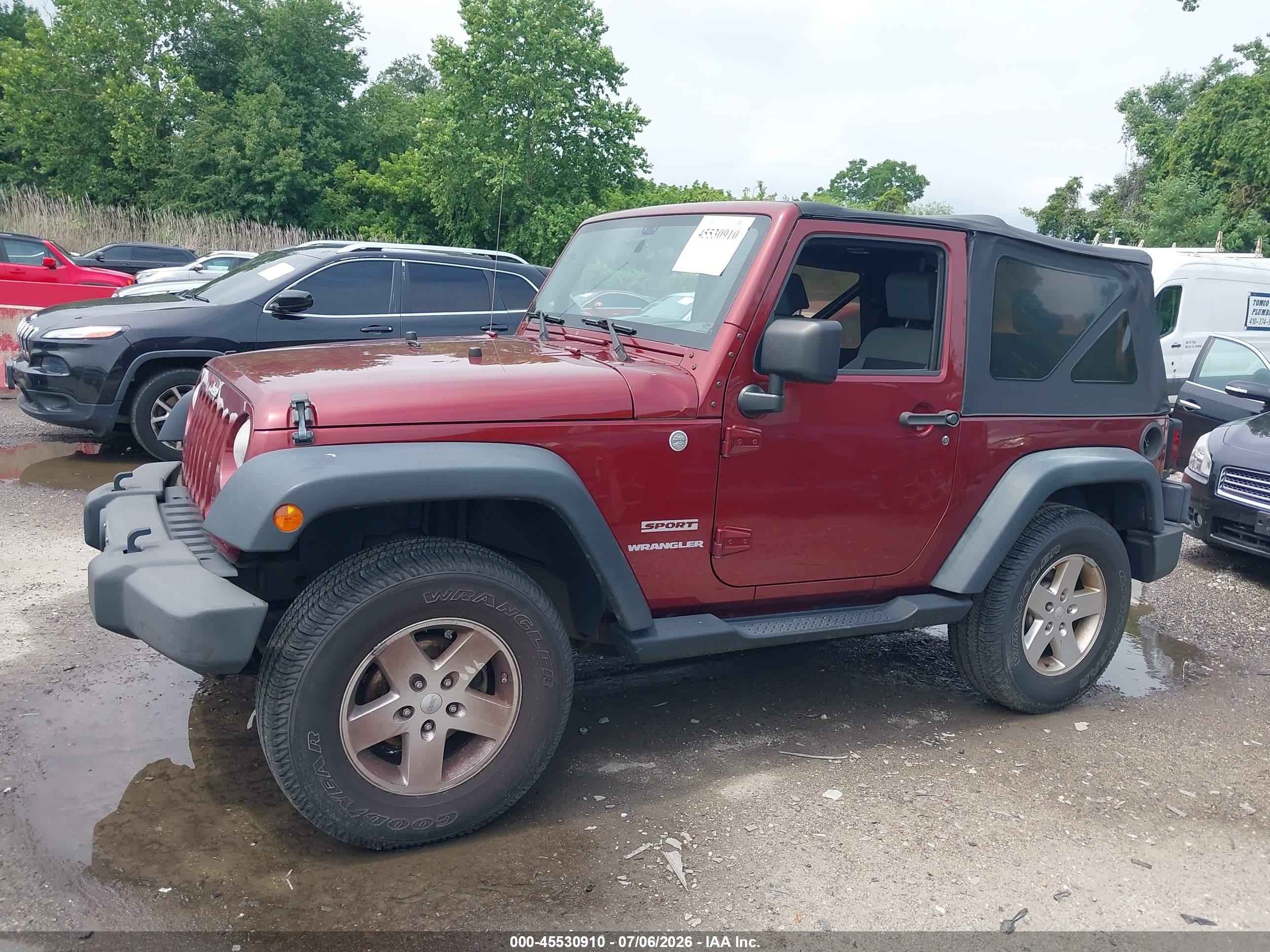 2010 Jeep Wrangler Sport Maroon vin: 1J4AA2D13AL187390