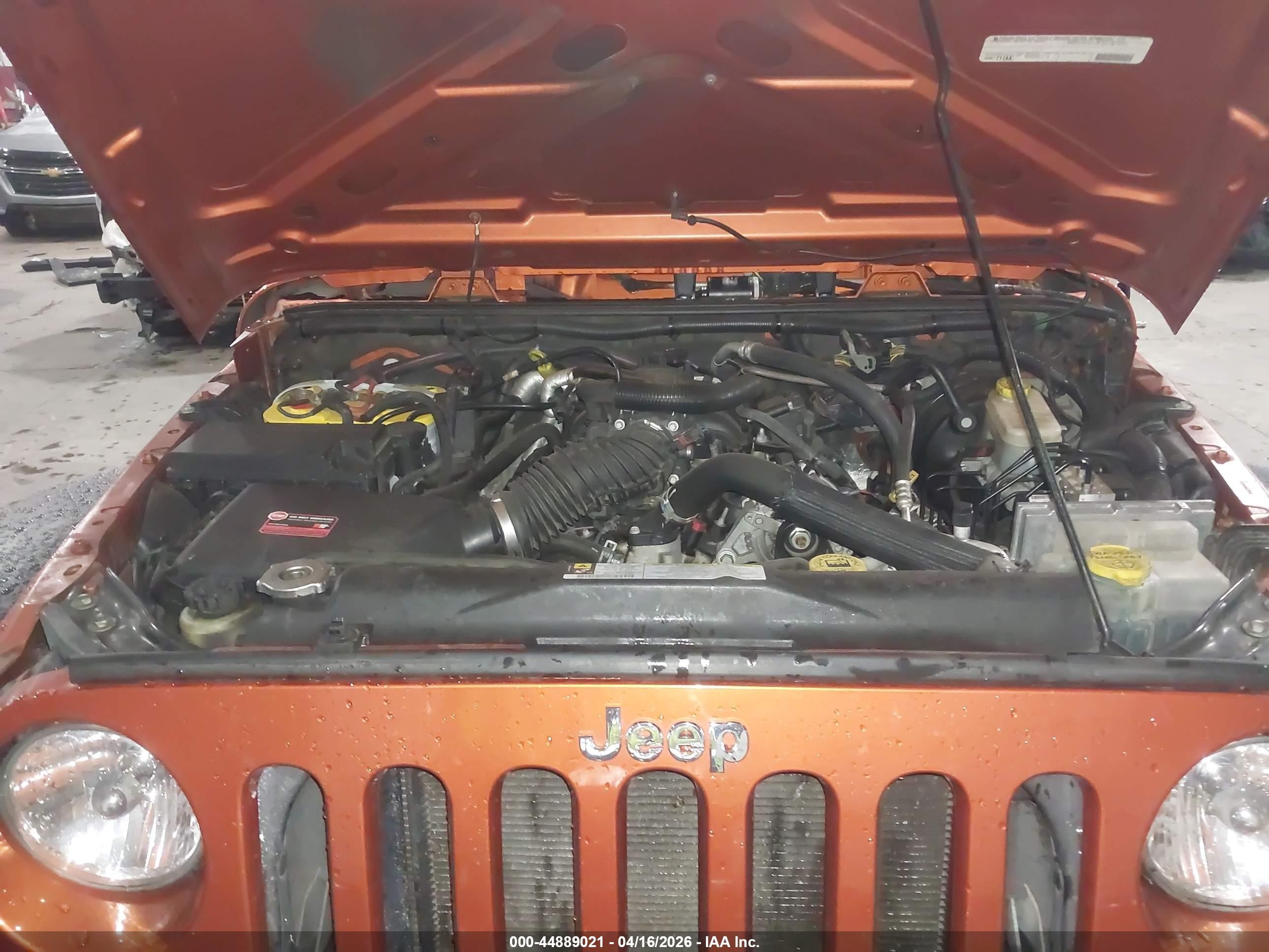 2011 Jeep Wrangler Sport Orange vin: 1J4AA2D13BL503940