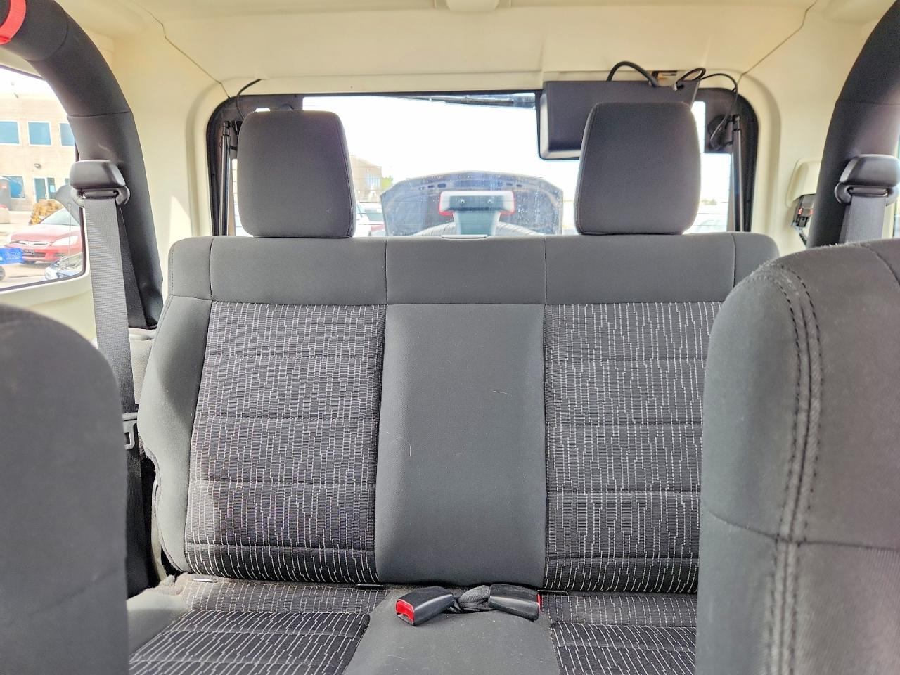 2011 Jeep Wrangler Sport Черный vin: 1J4AA2D14BL553052