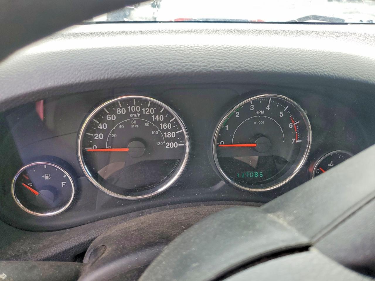 2011 Jeep Wrangler Sport Burgundy vin: 1J4AA2D14BL600130