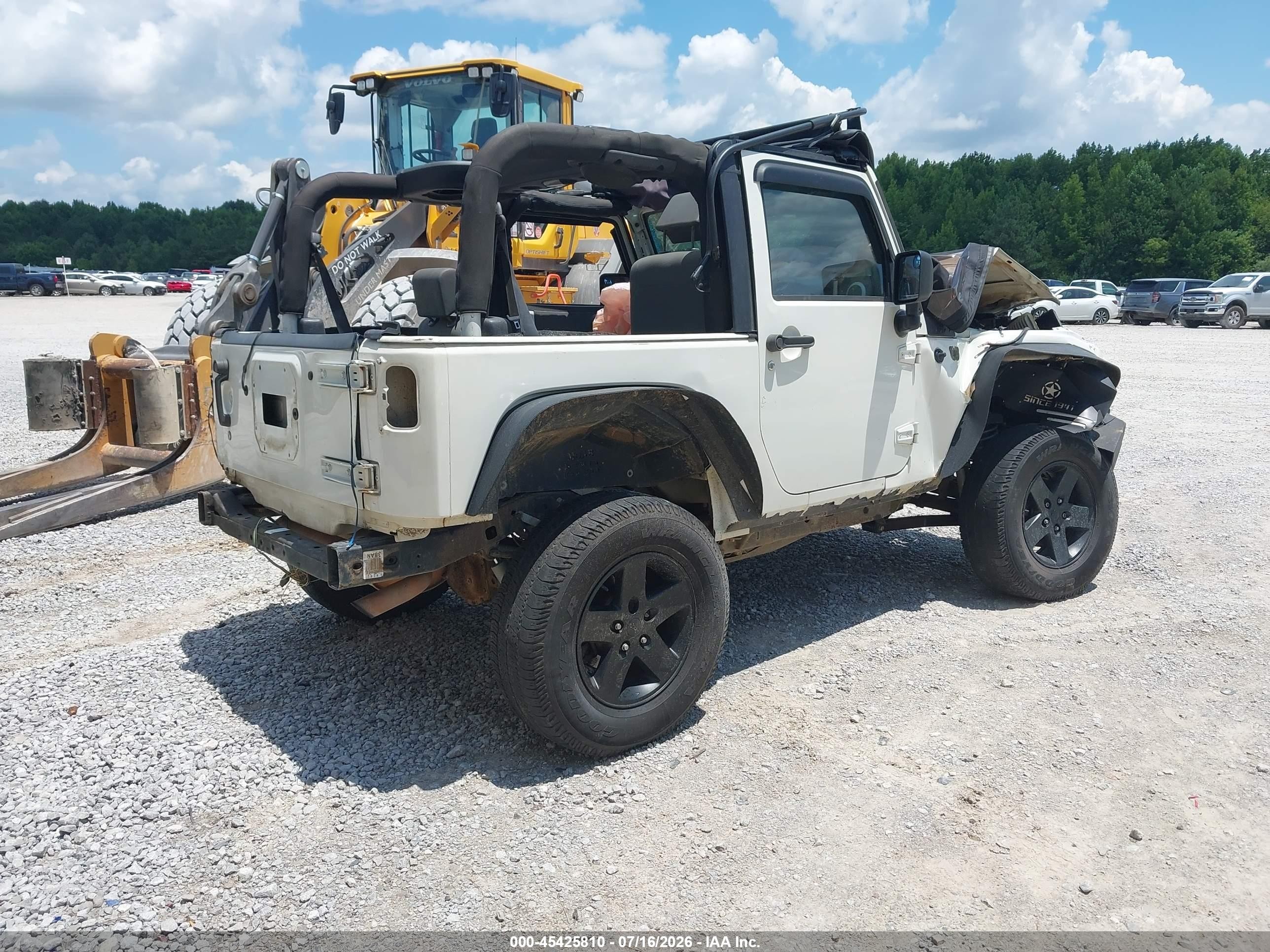 2010 Jeep Wrangler Sport White vin: 1J4AA2D15AL104235