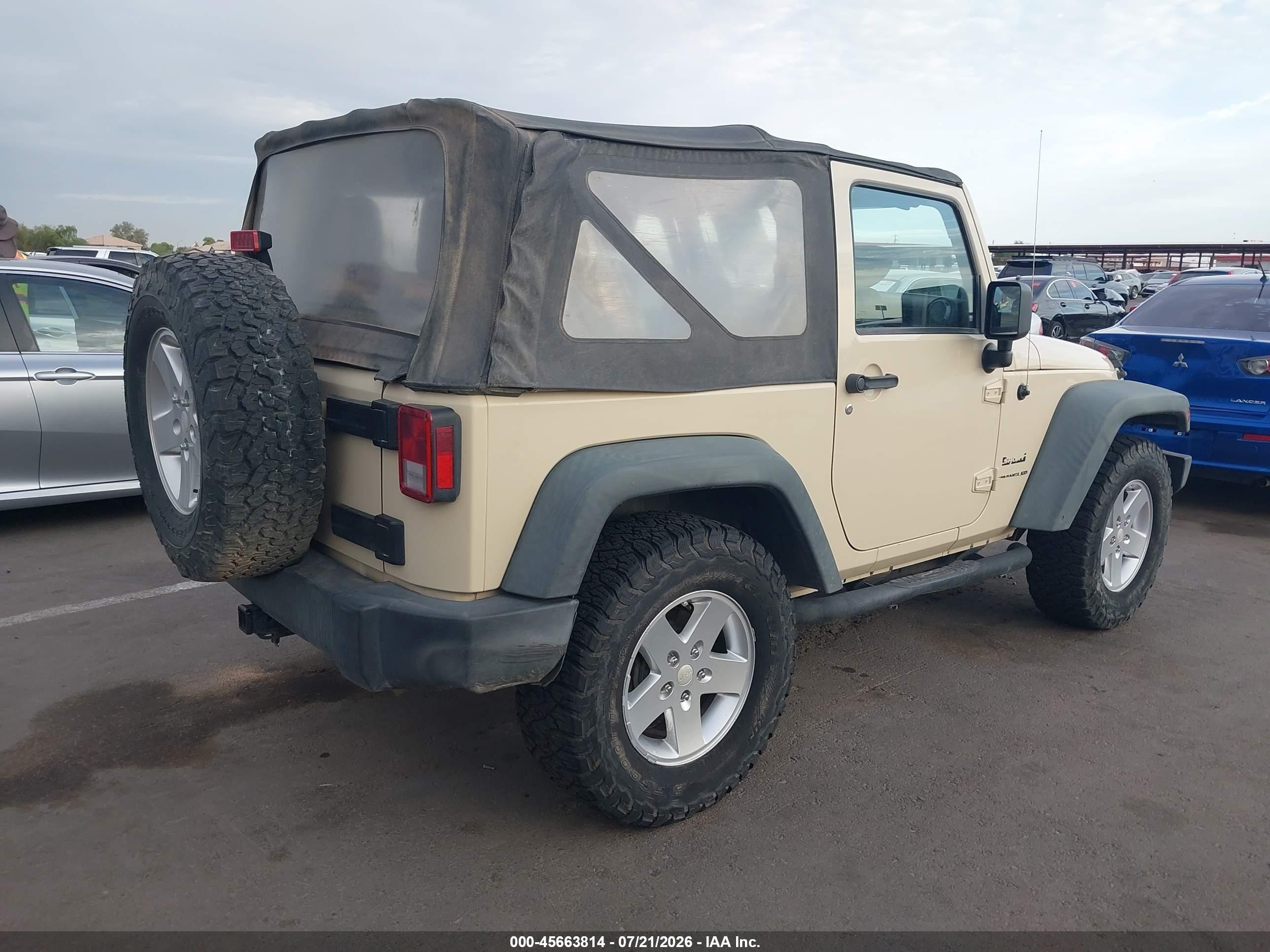 2011 Jeep Wrangler Sport Tan vin: 1J4AA2D15BL566571
