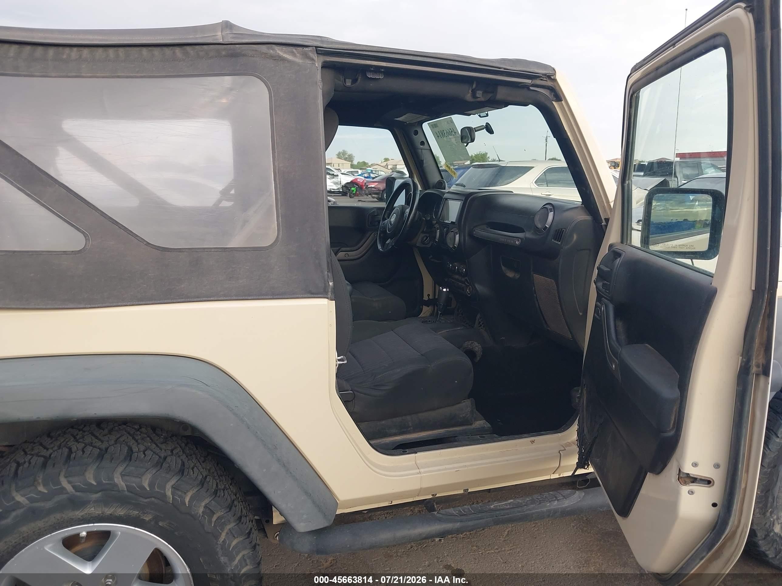 2011 Jeep Wrangler Sport Tan vin: 1J4AA2D15BL566571